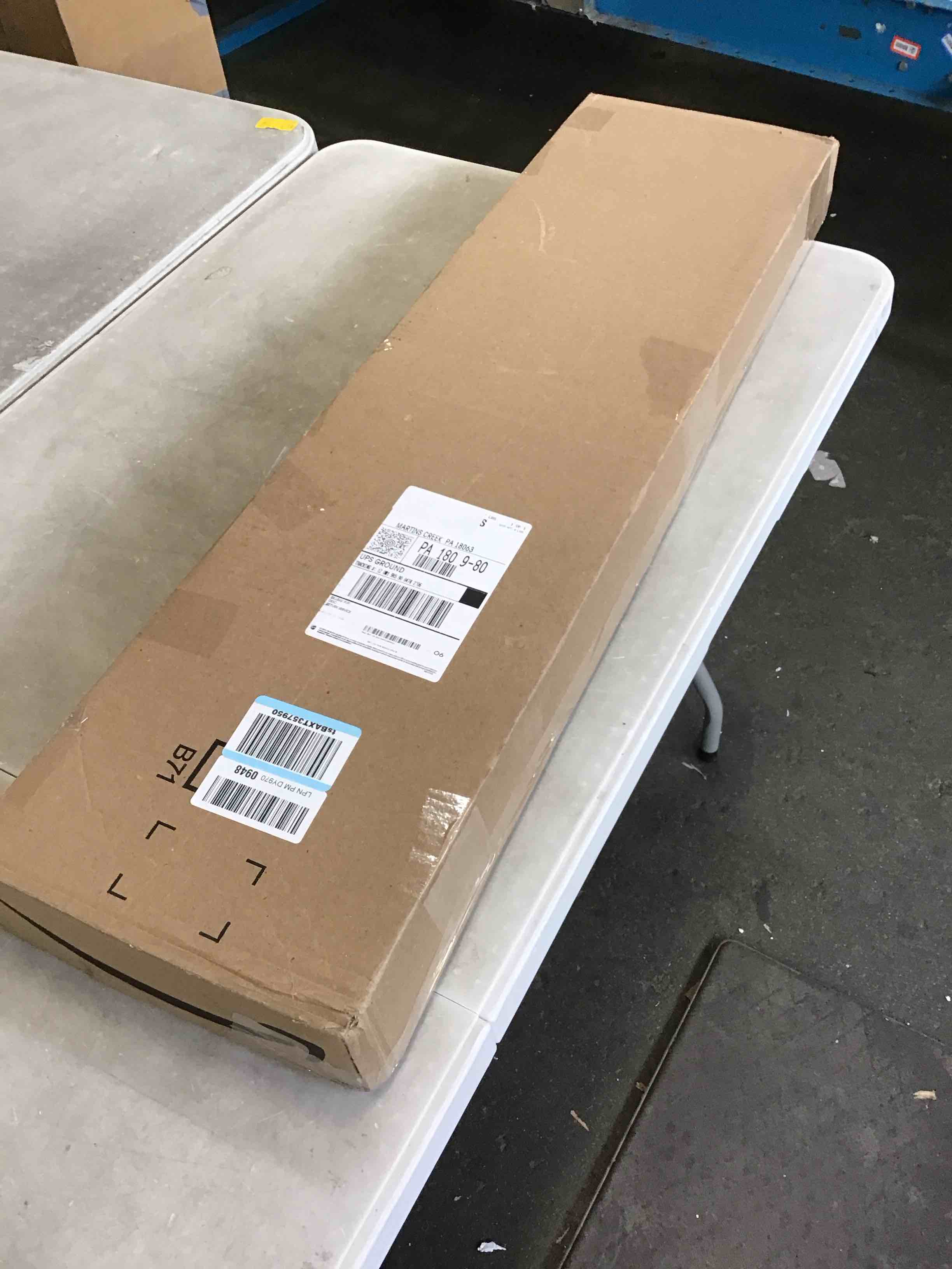 https://s3.amazonaws.com/lotting-images-prod/bidfta/TEA1410023_1747252061288.jpeg
