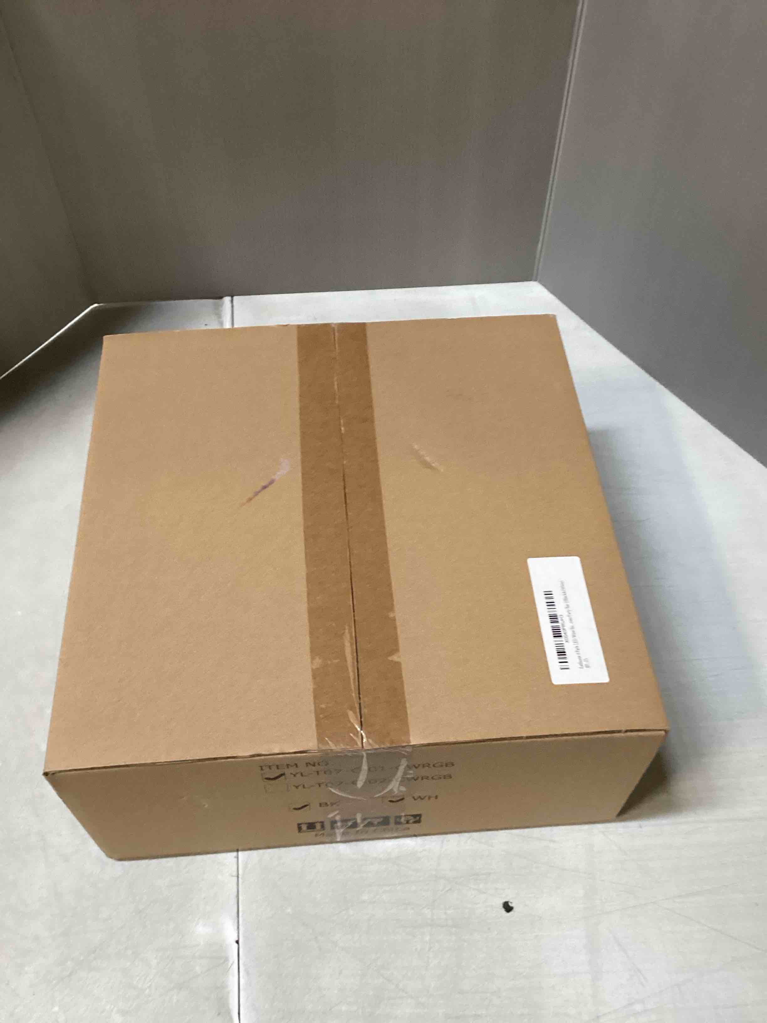 https://s3.amazonaws.com/lotting-images-prod/bidfta/TEA1410762_1748004780936.jpeg