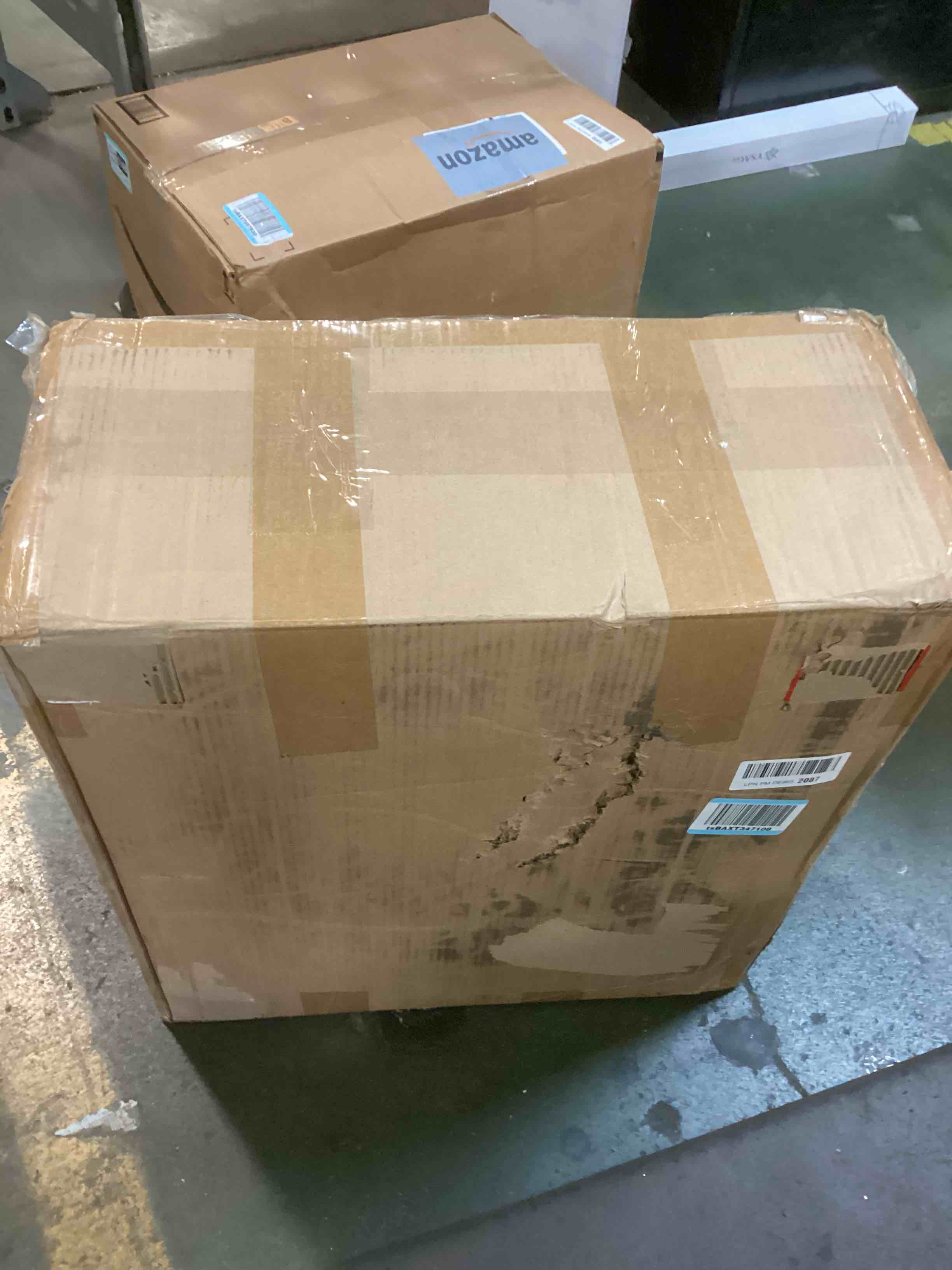 https://s3.amazonaws.com/lotting-images-prod/bidfta/TEA1411230_1743004351536.jpeg