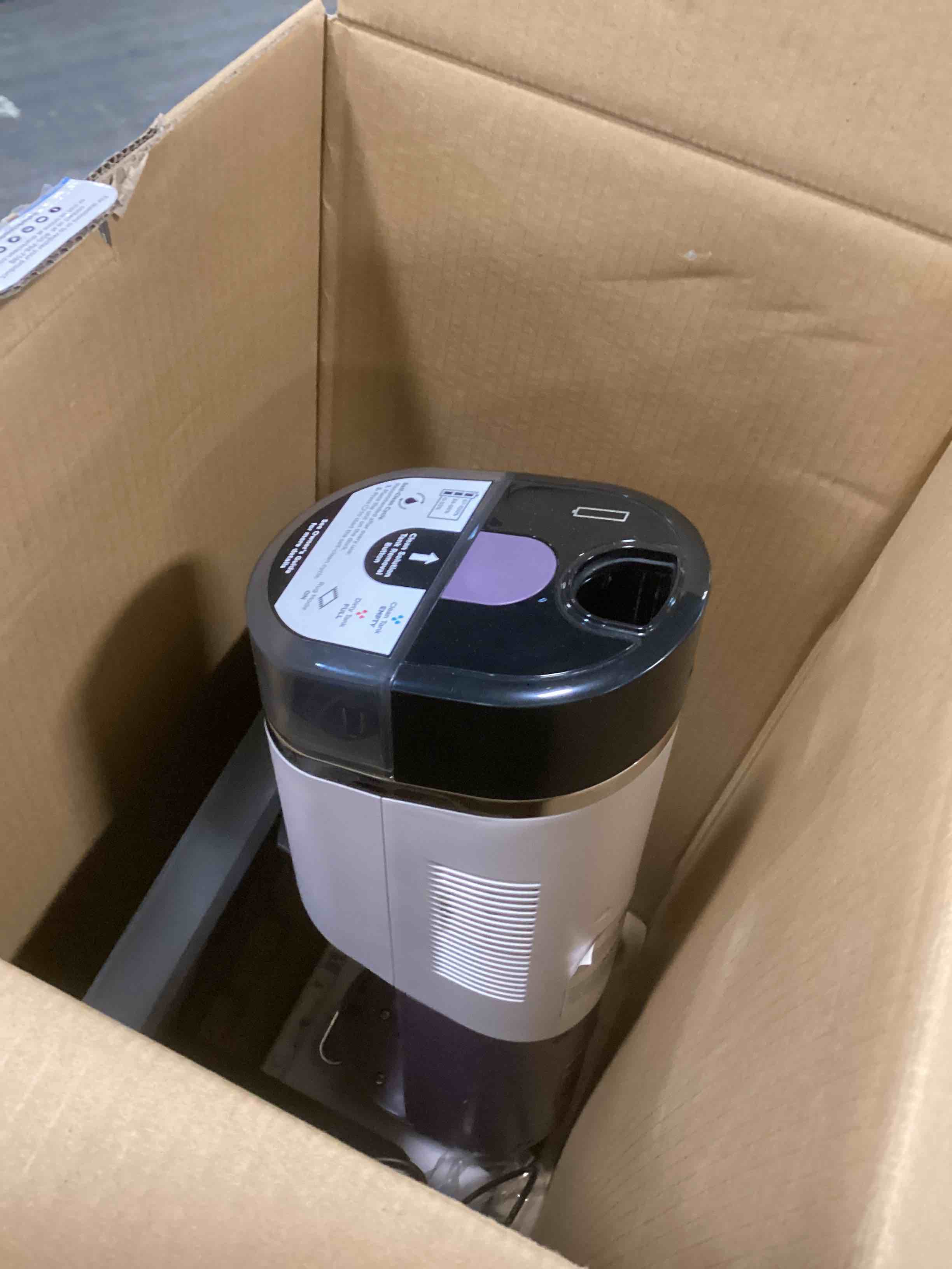 https://s3.amazonaws.com/lotting-images-prod/bidfta/TEA1412235_1743596625345.jpeg