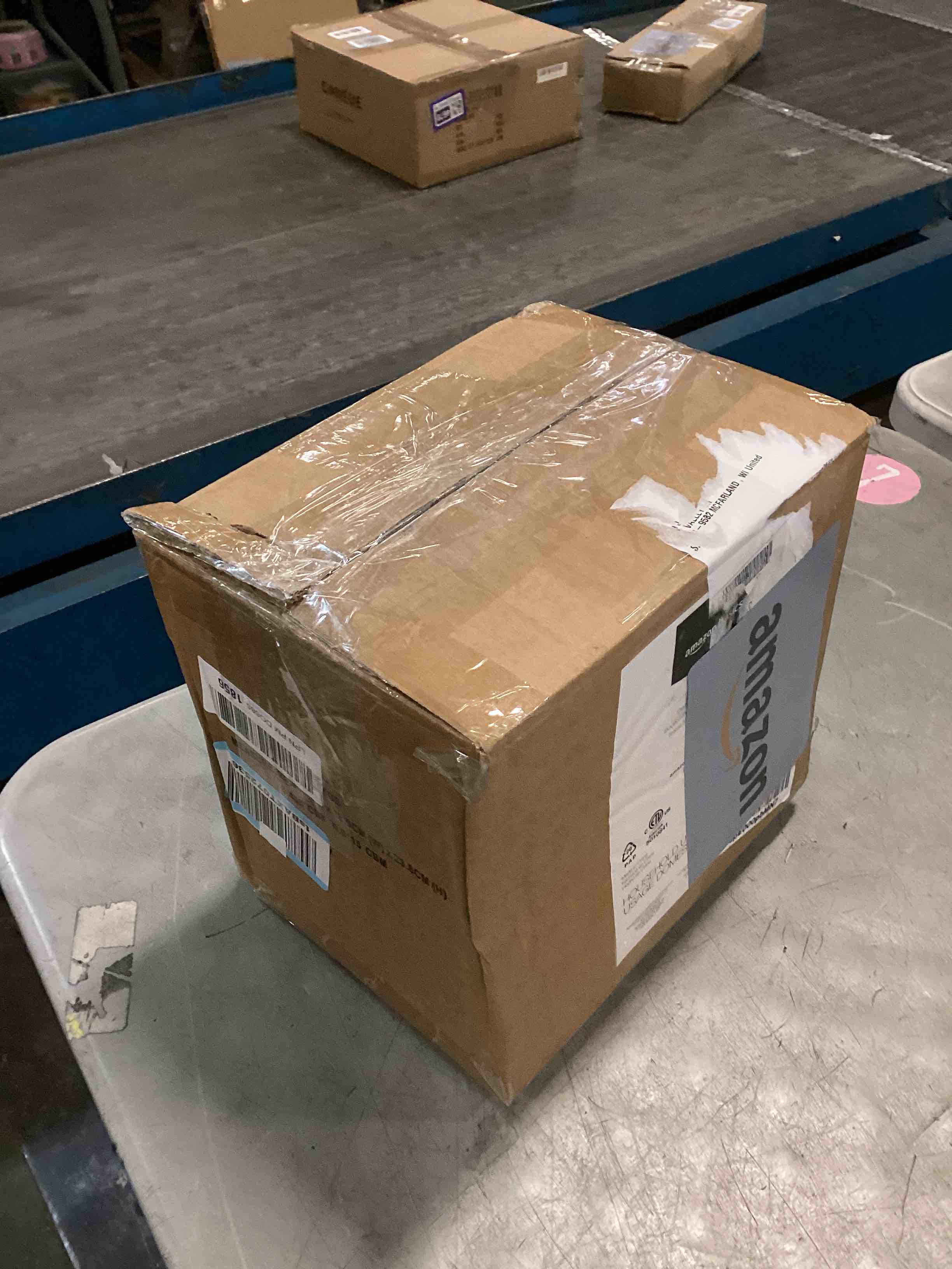 https://s3.amazonaws.com/lotting-images-prod/bidfta/TEA1412744_1743774330079.jpeg