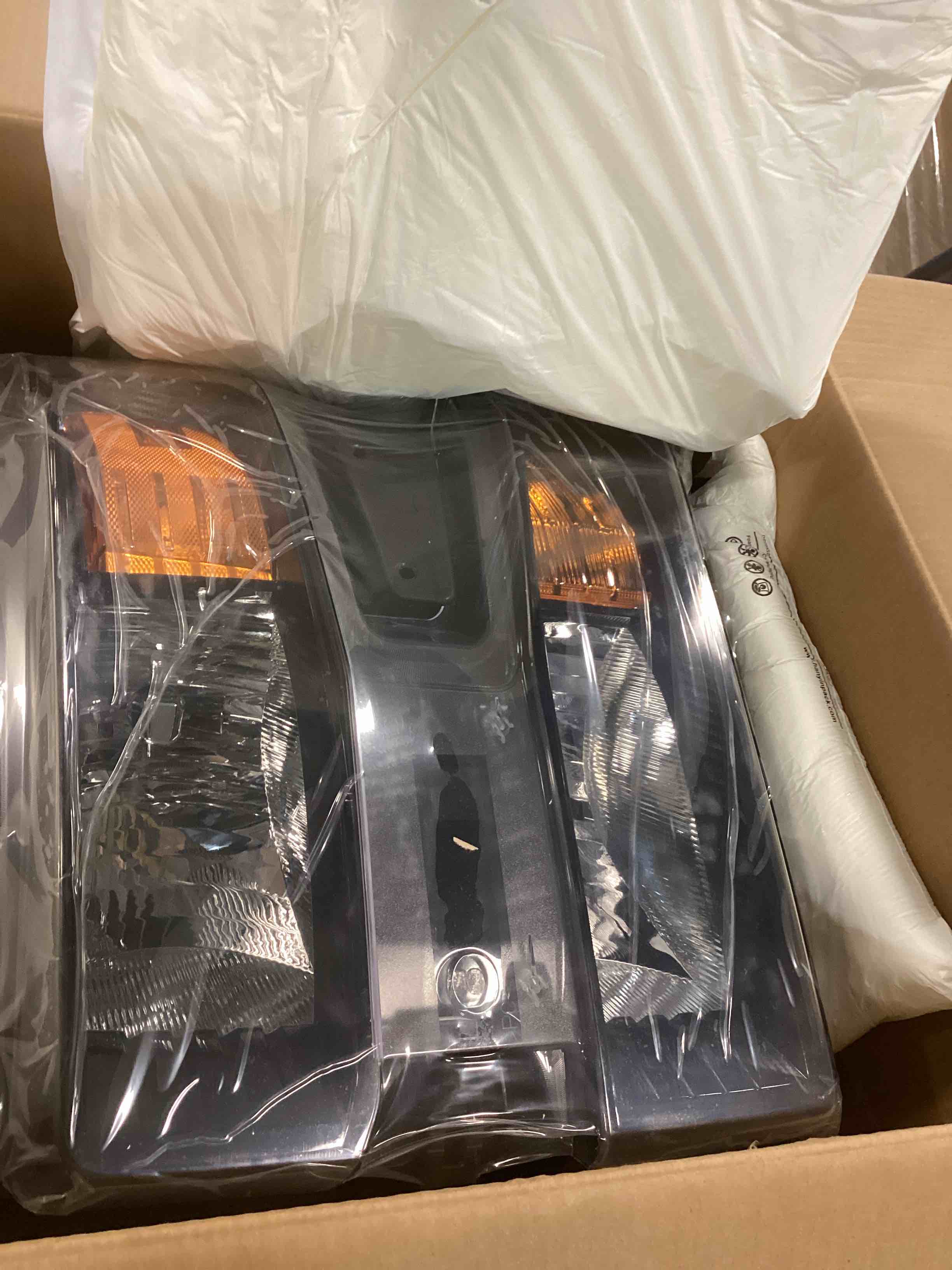 https://s3.amazonaws.com/lotting-images-prod/bidfta/TEA1412994_1744037732976.jpeg