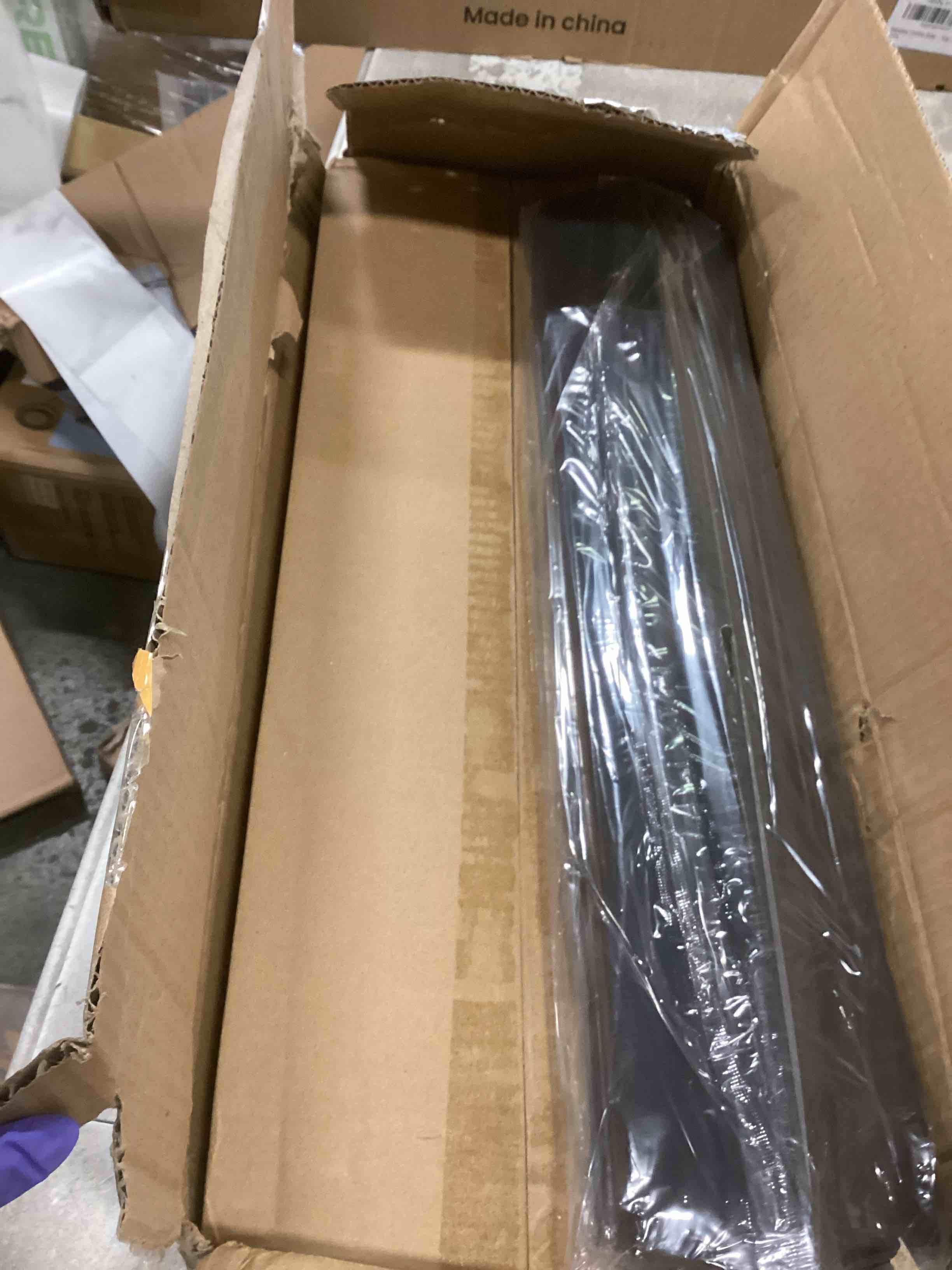 https://s3.amazonaws.com/lotting-images-prod/bidfta/TEA1413269_1744201301657.jpeg