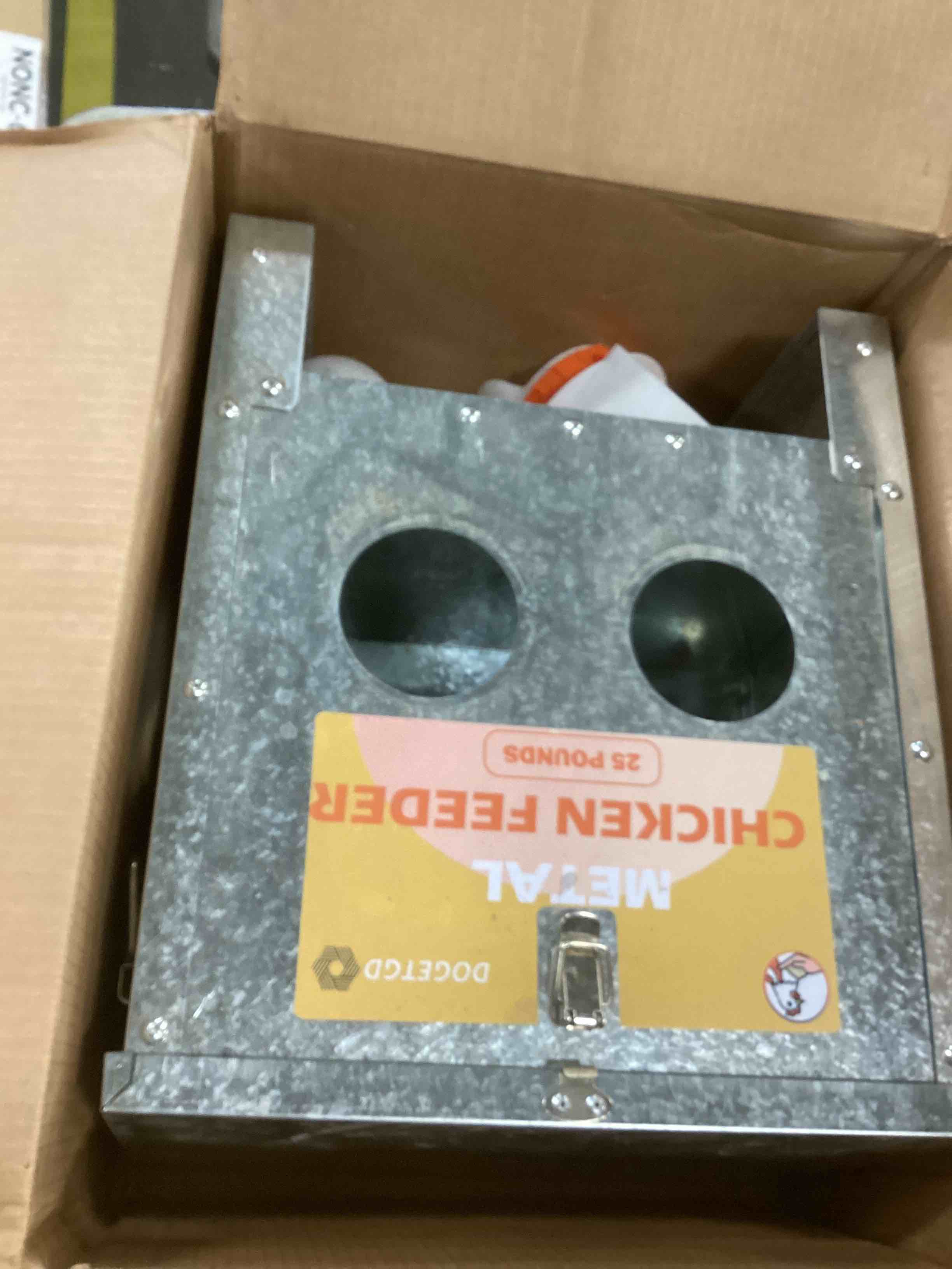 https://s3.amazonaws.com/lotting-images-prod/bidfta/TEA1413573_1744296434302.jpeg