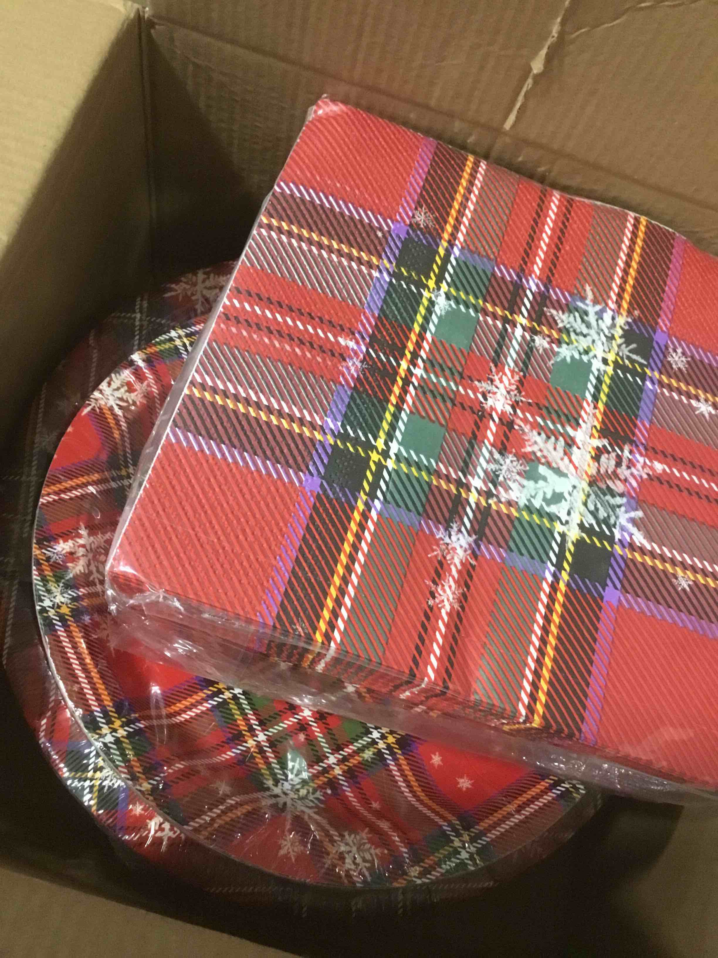 https://s3.amazonaws.com/lotting-images-prod/bidfta/TEA1414698_1743708056580.jpeg