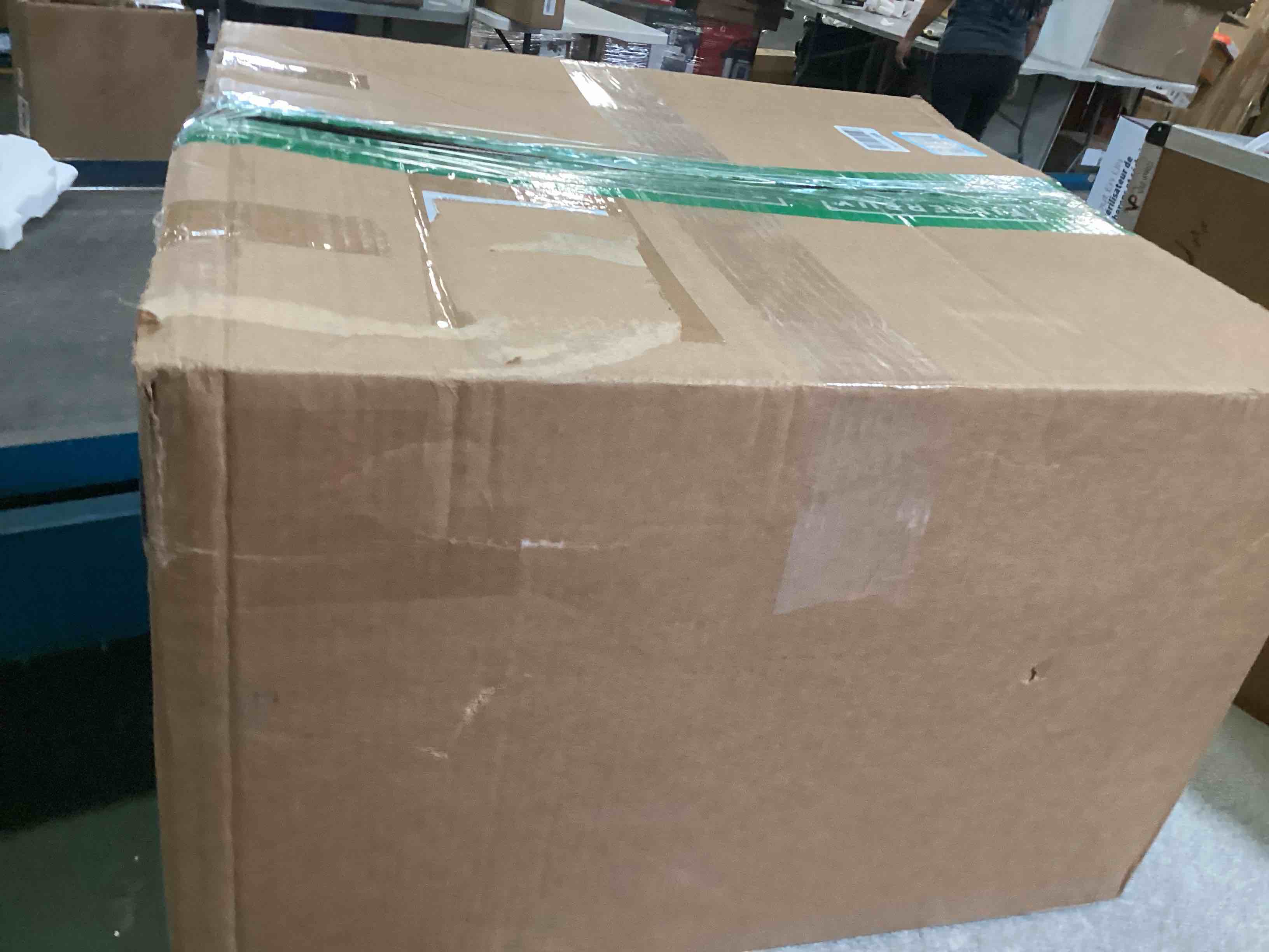 https://s3.amazonaws.com/lotting-images-prod/bidfta/TEA1416420_1746642198801.jpeg