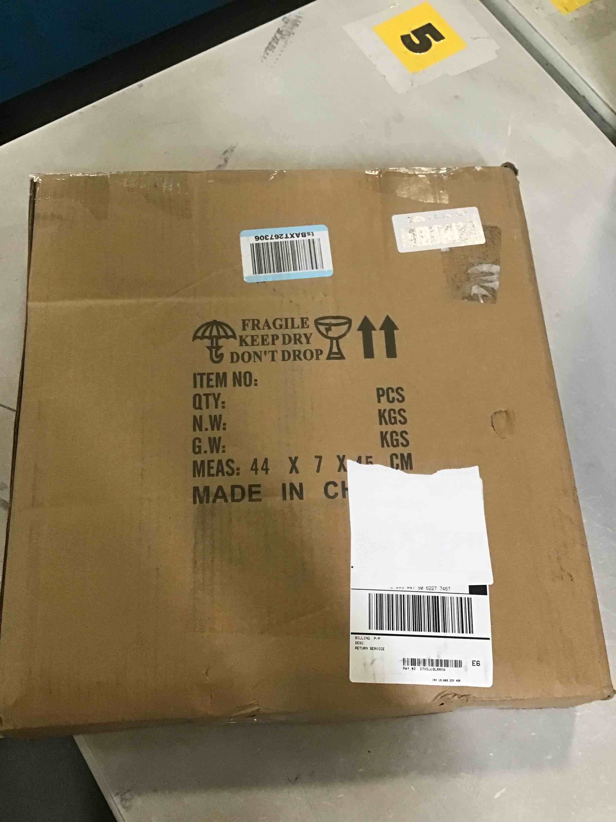 https://s3.amazonaws.com/lotting-images-prod/bidfta/TEA1416738_1746806295849.jpeg