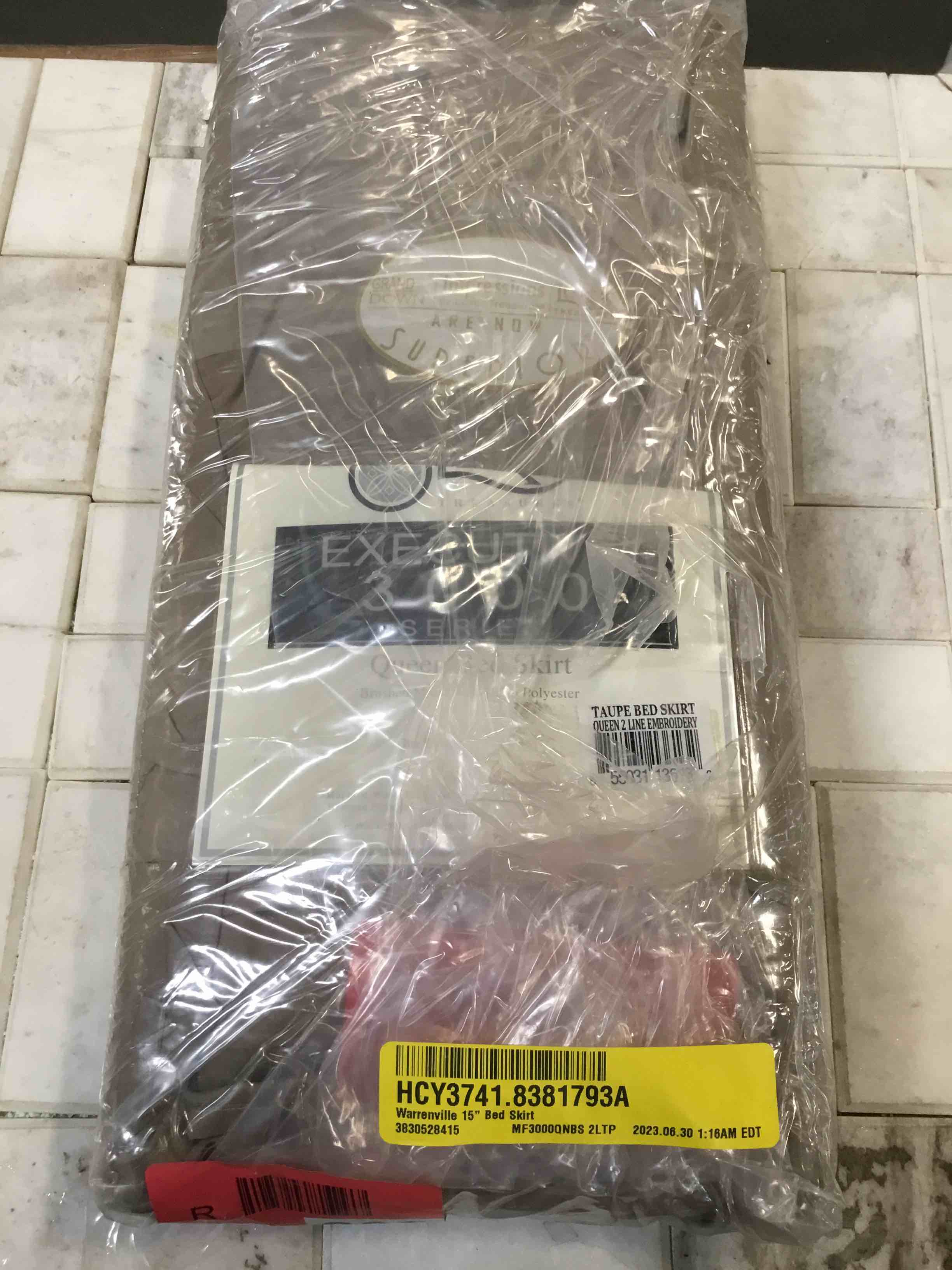 https://s3.amazonaws.com/lotting-images-prod/bidfta/TEA1418721_1744915983429.jpeg