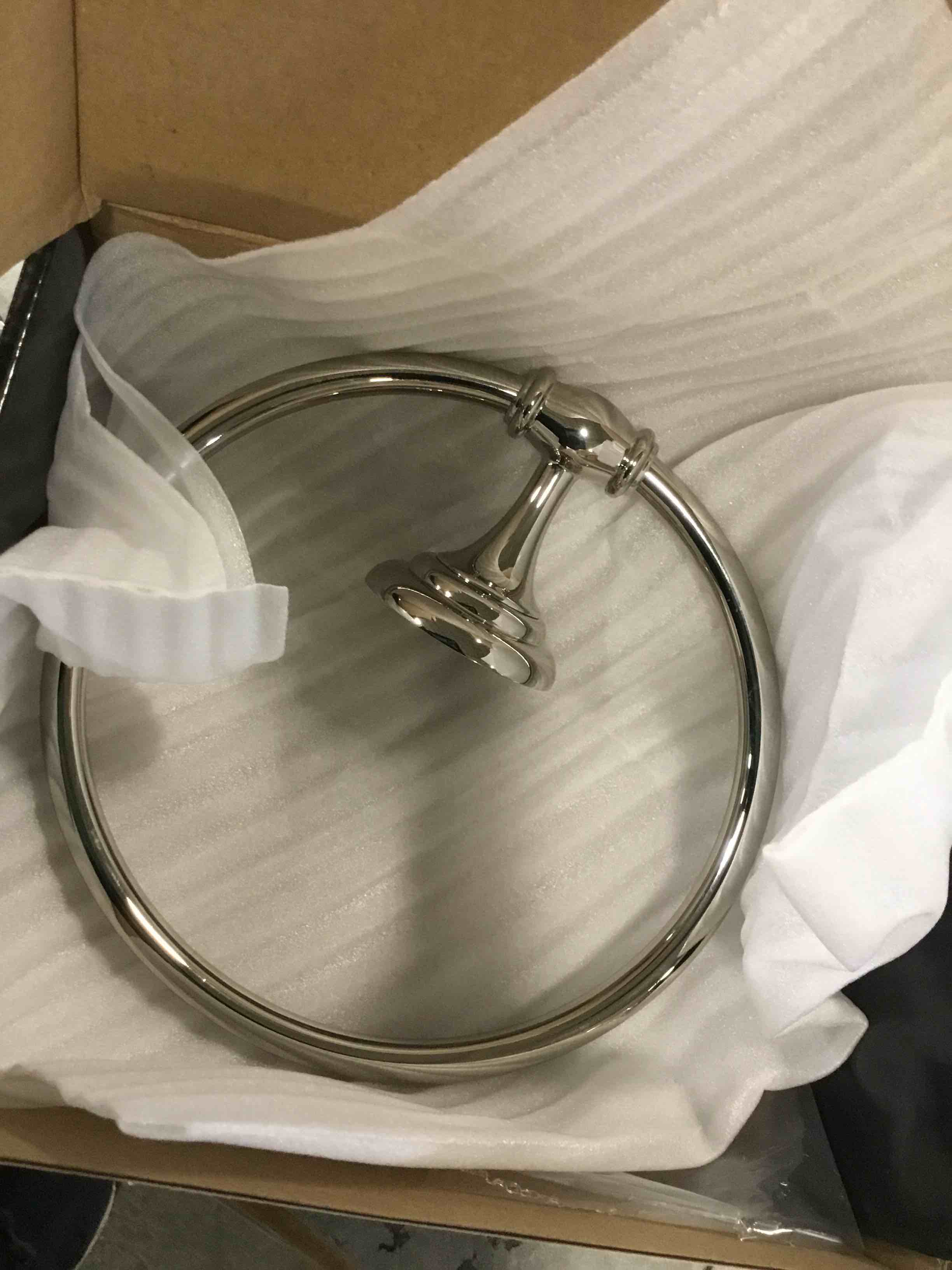 https://s3.amazonaws.com/lotting-images-prod/bidfta/TEA1419468_1746042556859.jpeg