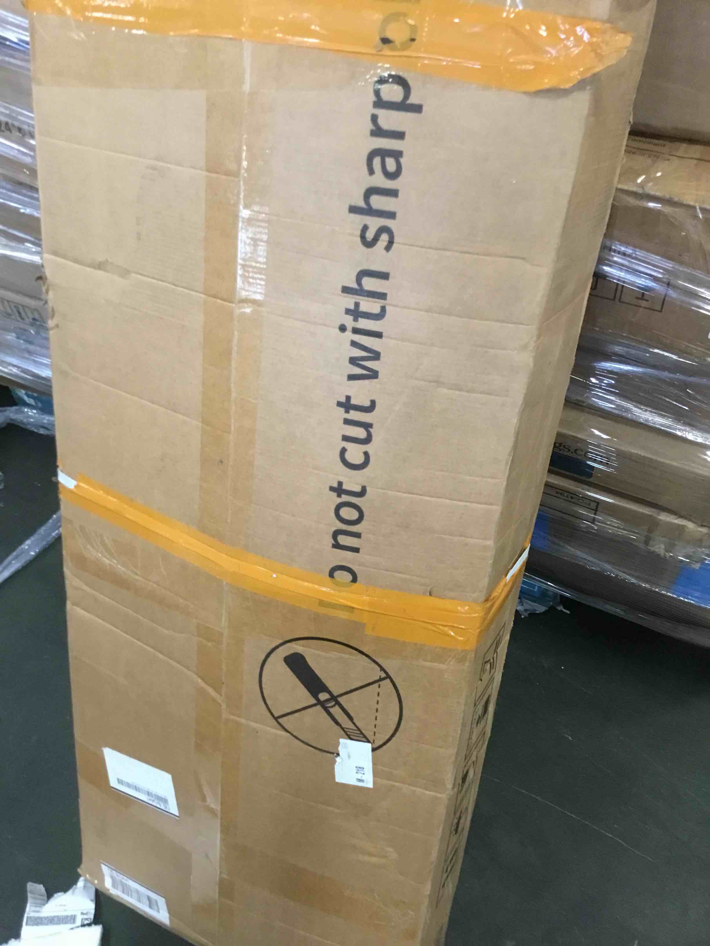 https://s3.amazonaws.com/lotting-images-prod/bidfta/TEA1419680_1746457578757.jpeg