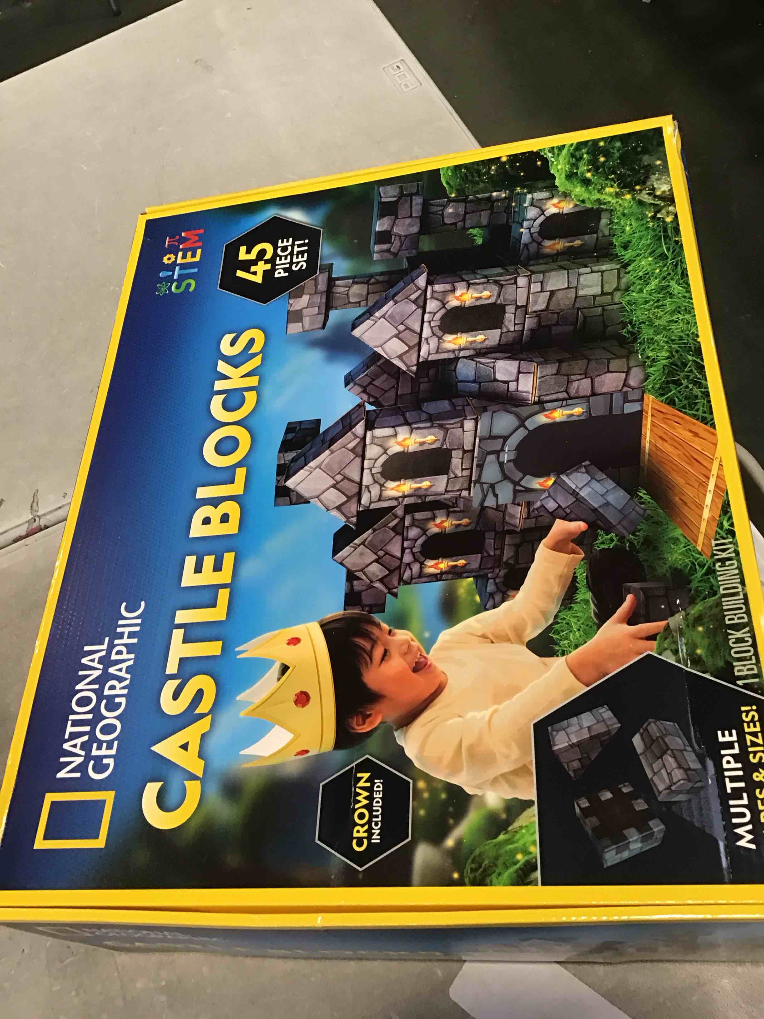 https://s3.amazonaws.com/lotting-images-prod/bidfta/TEA1420106_1740604320310.jpeg