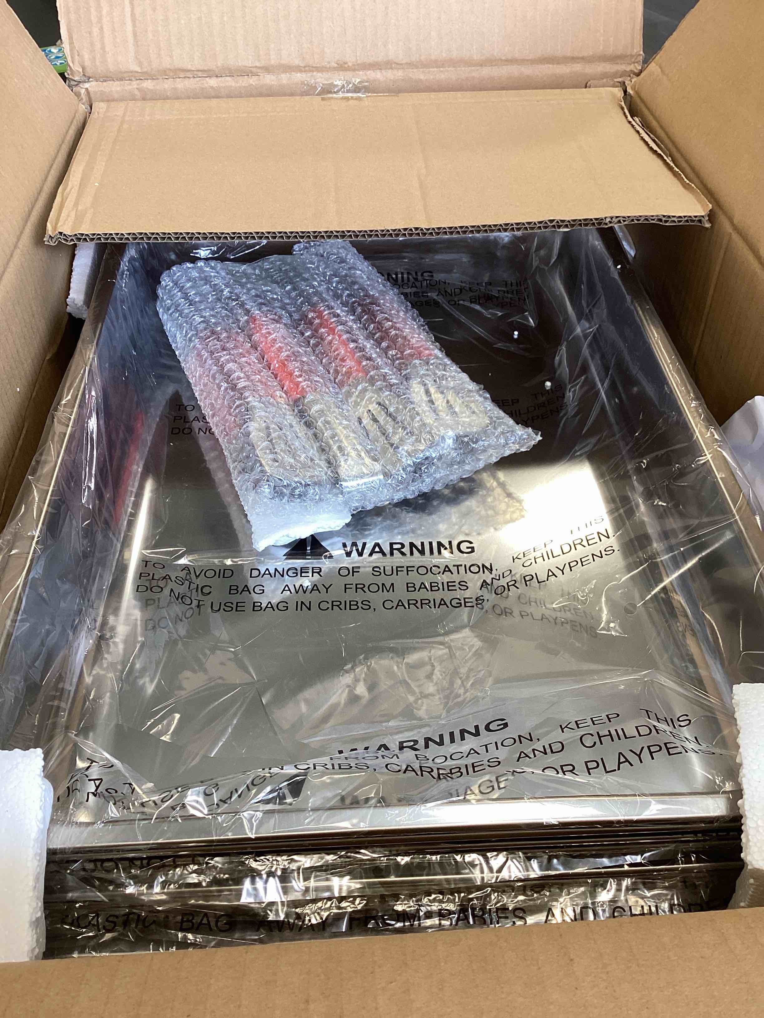 https://s3.amazonaws.com/lotting-images-prod/bidfta/TEA1422857_1743089608313.jpeg