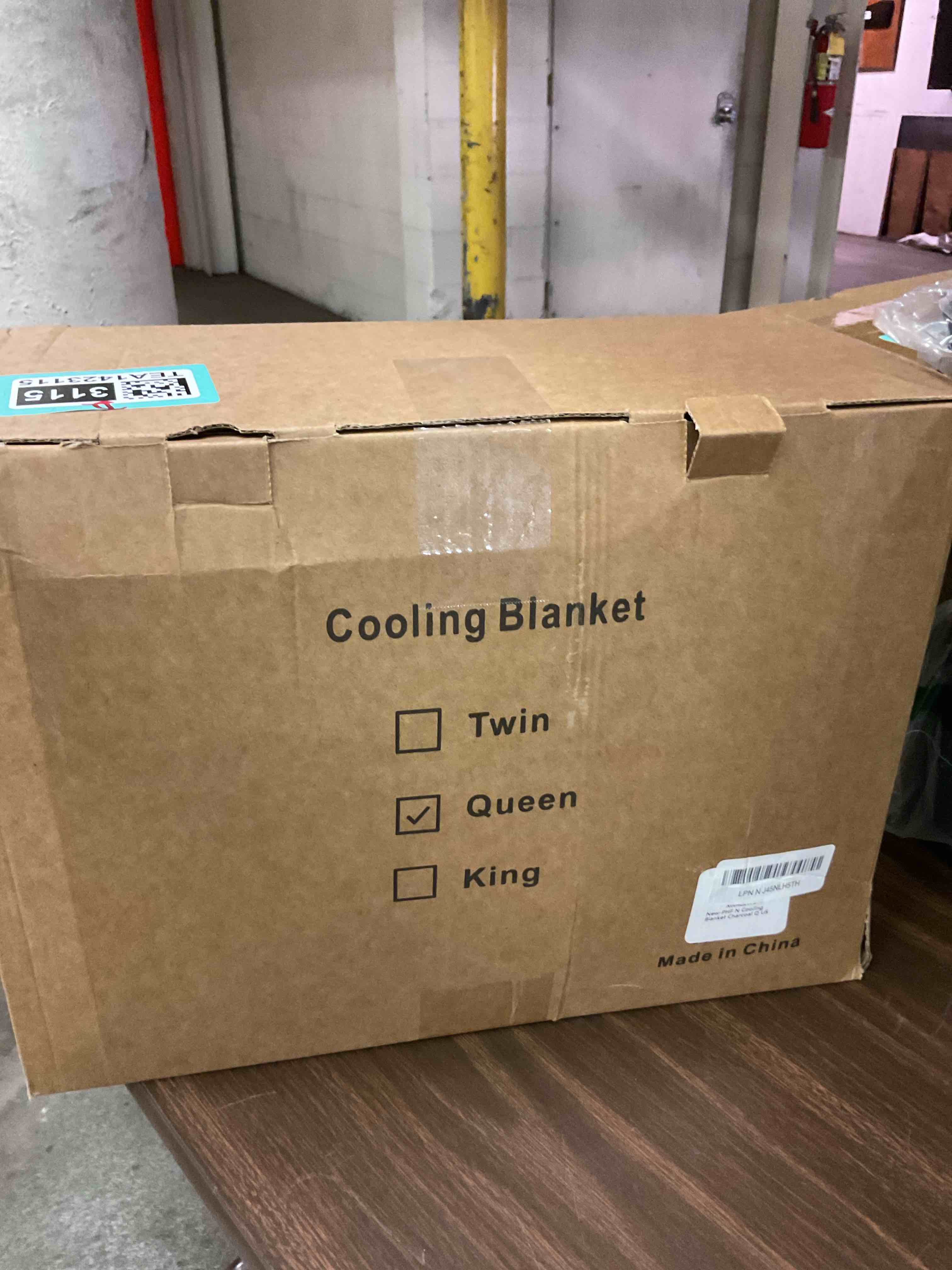 https://s3.amazonaws.com/lotting-images-prod/bidfta/TEA1423115_1741285105656.jpeg