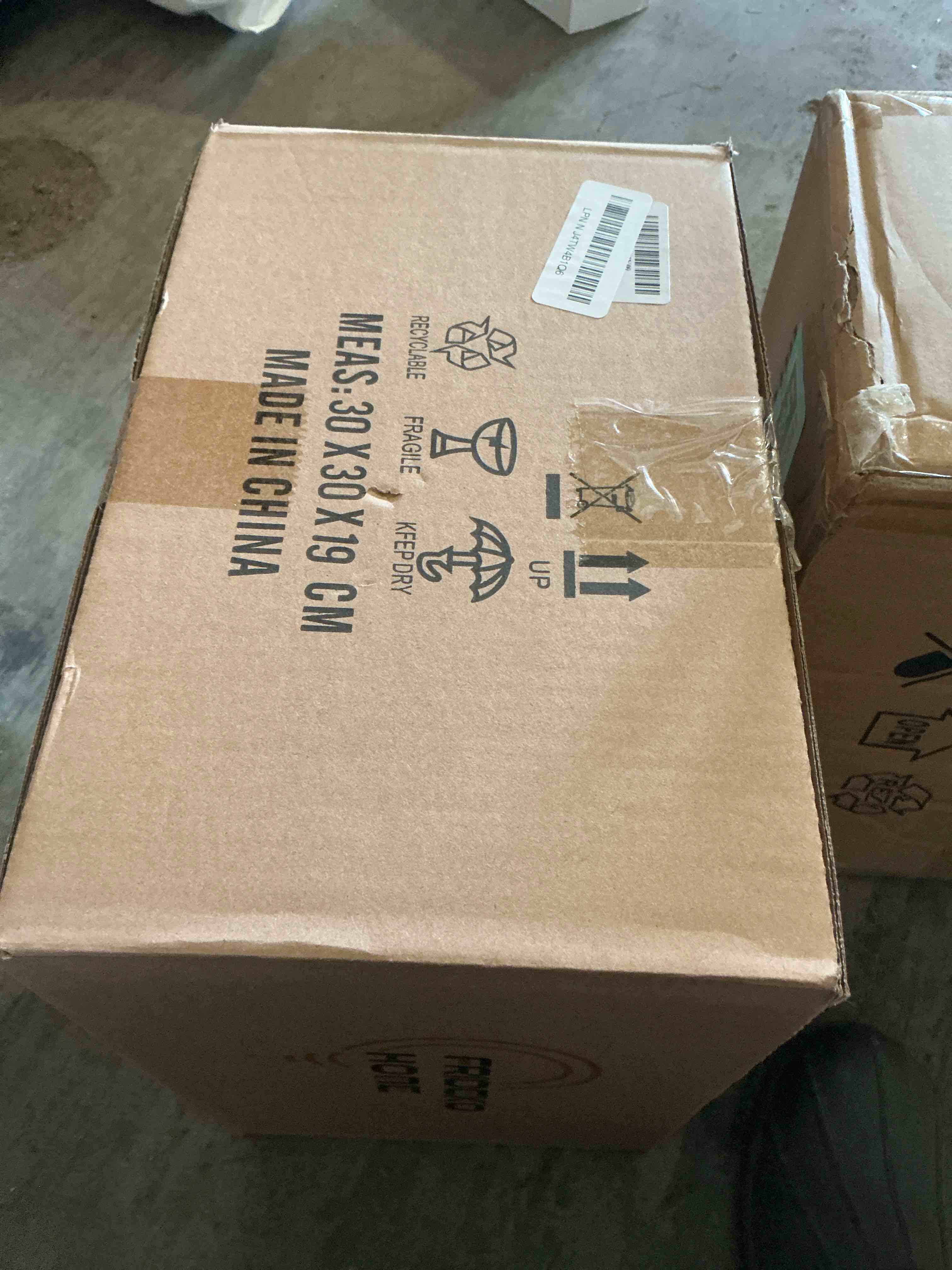 https://s3.amazonaws.com/lotting-images-prod/bidfta/TEA1423845_1742058991987.jpeg