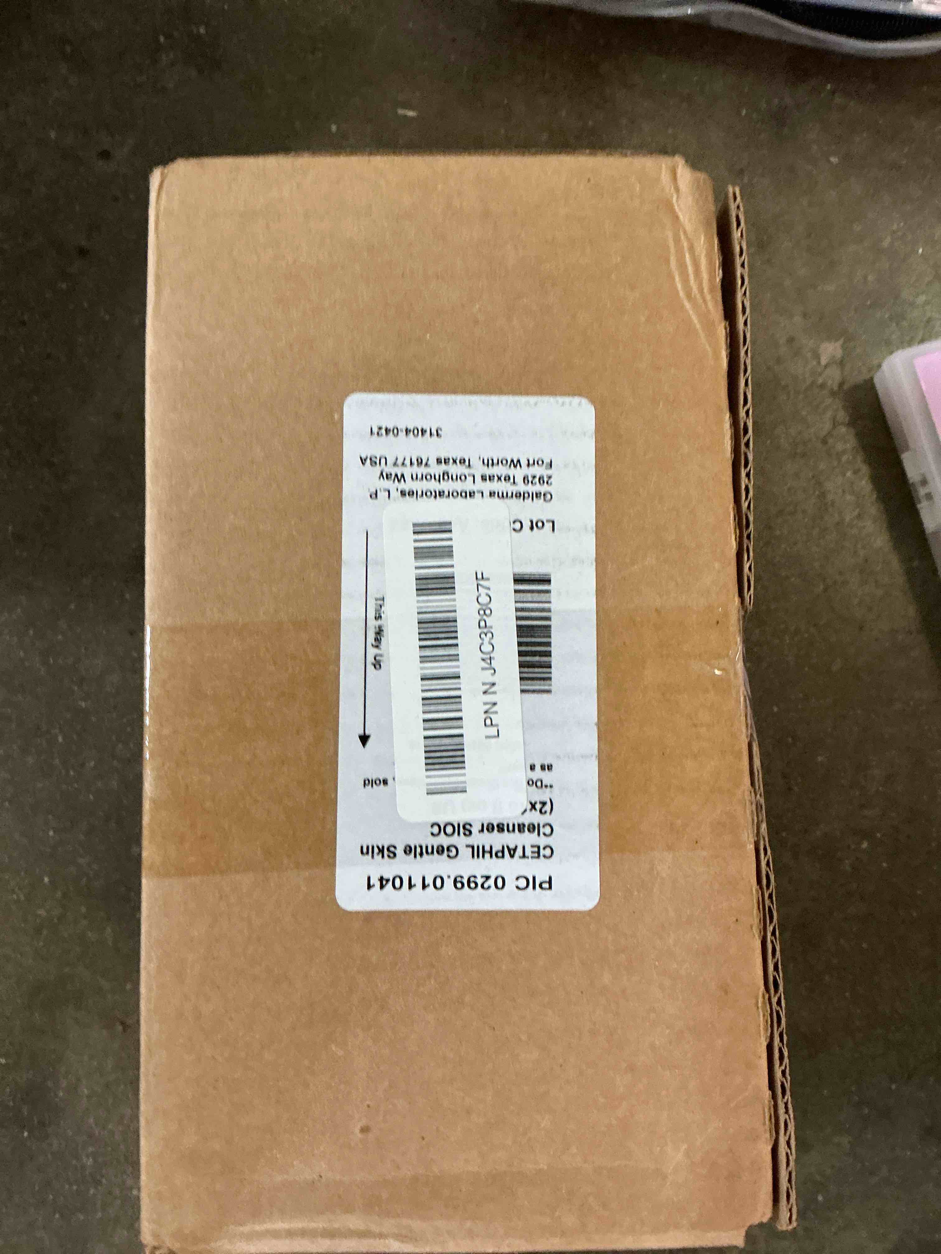 https://s3.amazonaws.com/lotting-images-prod/bidfta/TEA1425527_1744145438848.jpeg