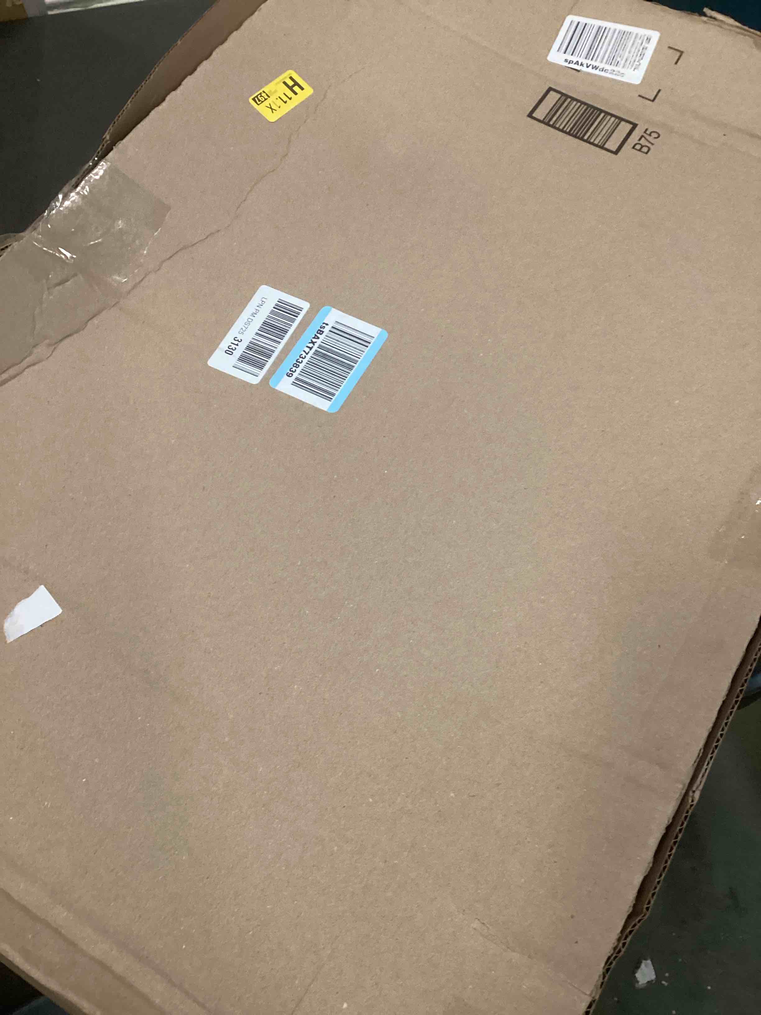 https://s3.amazonaws.com/lotting-images-prod/bidfta/TEA1426410_1743166913597.jpeg