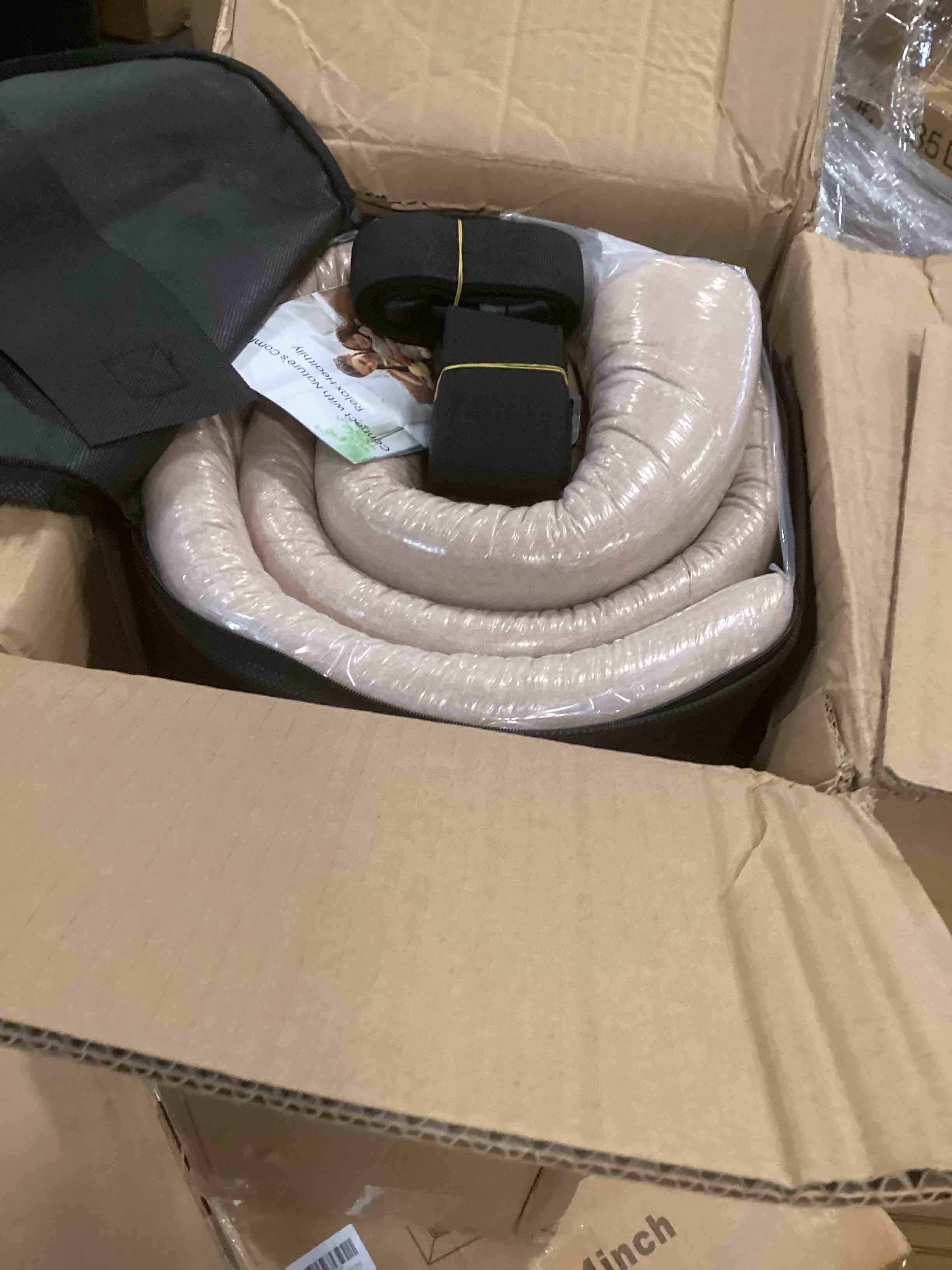 https://s3.amazonaws.com/lotting-images-prod/bidfta/TEA1426420_1743167843277.jpeg