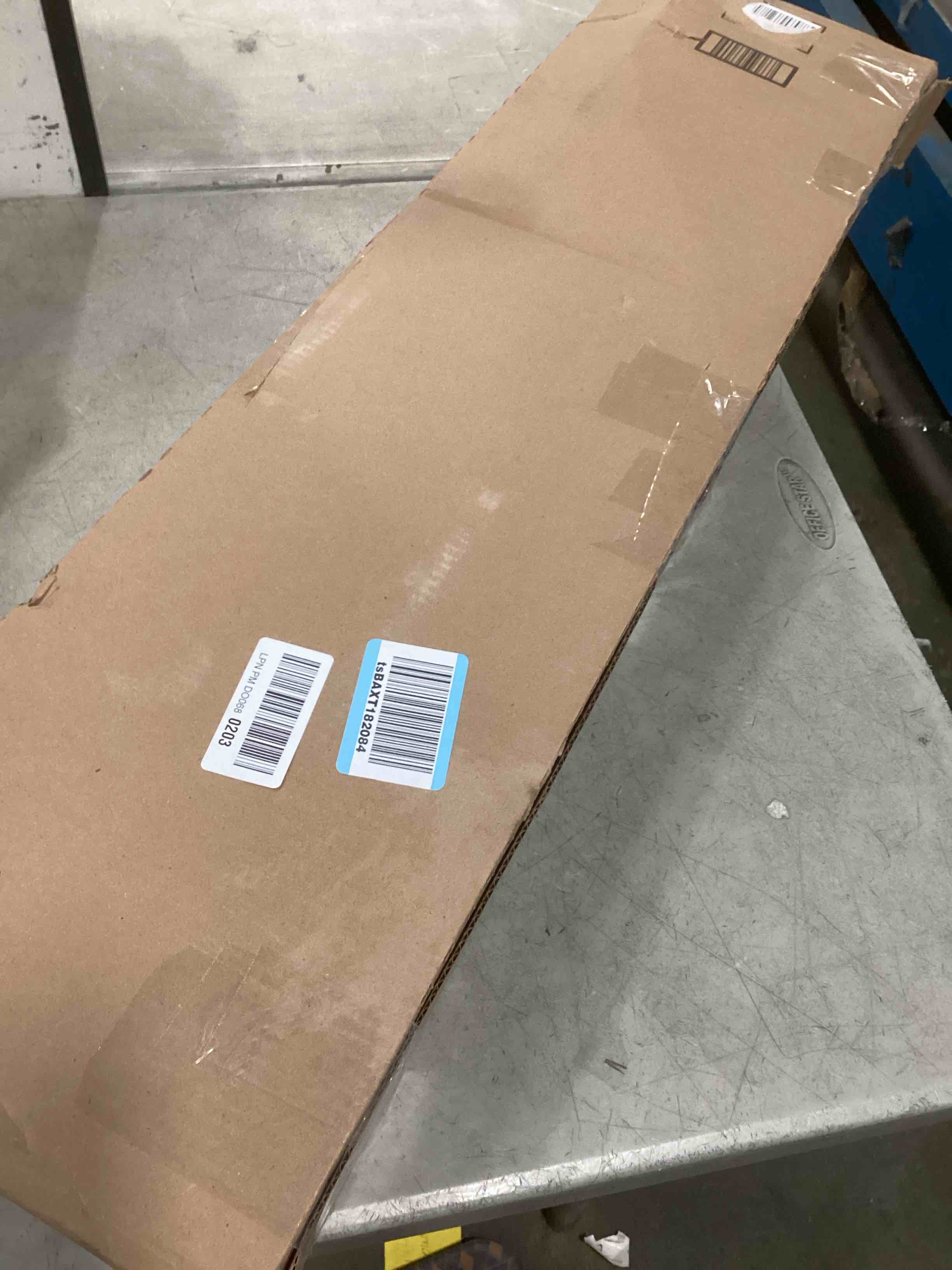 https://s3.amazonaws.com/lotting-images-prod/bidfta/TEA1426987_1743519519397.jpeg