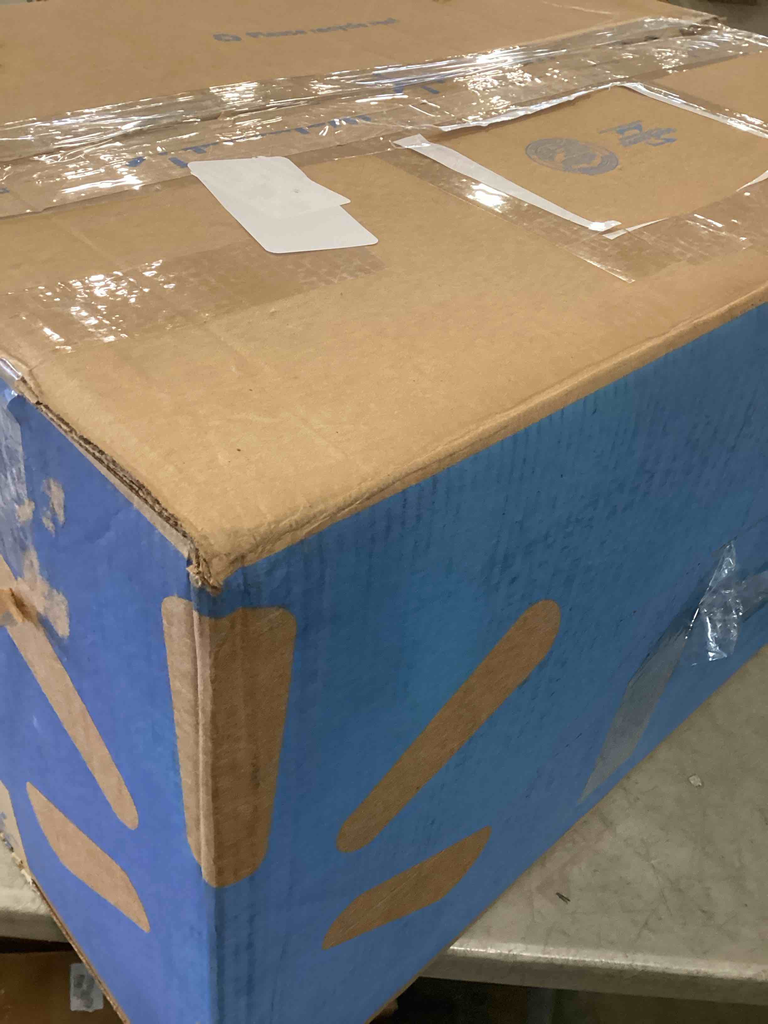 https://s3.amazonaws.com/lotting-images-prod/bidfta/TEA1427188_1743528274355.jpeg