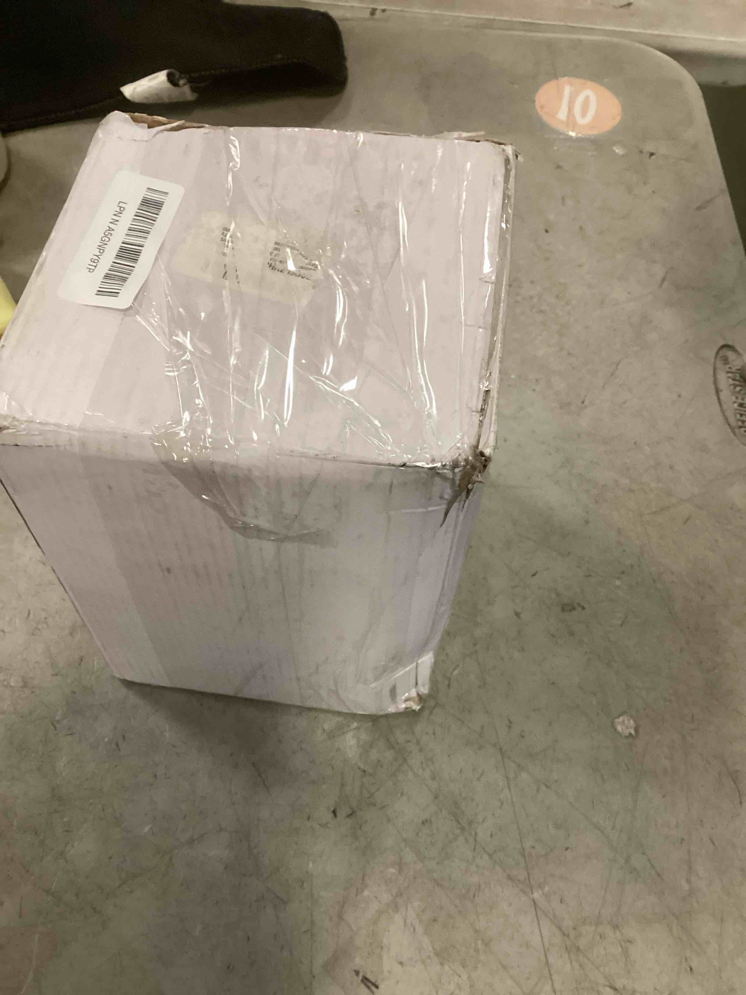 https://s3.amazonaws.com/lotting-images-prod/bidfta/TEA1427229_1743535236566.jpeg