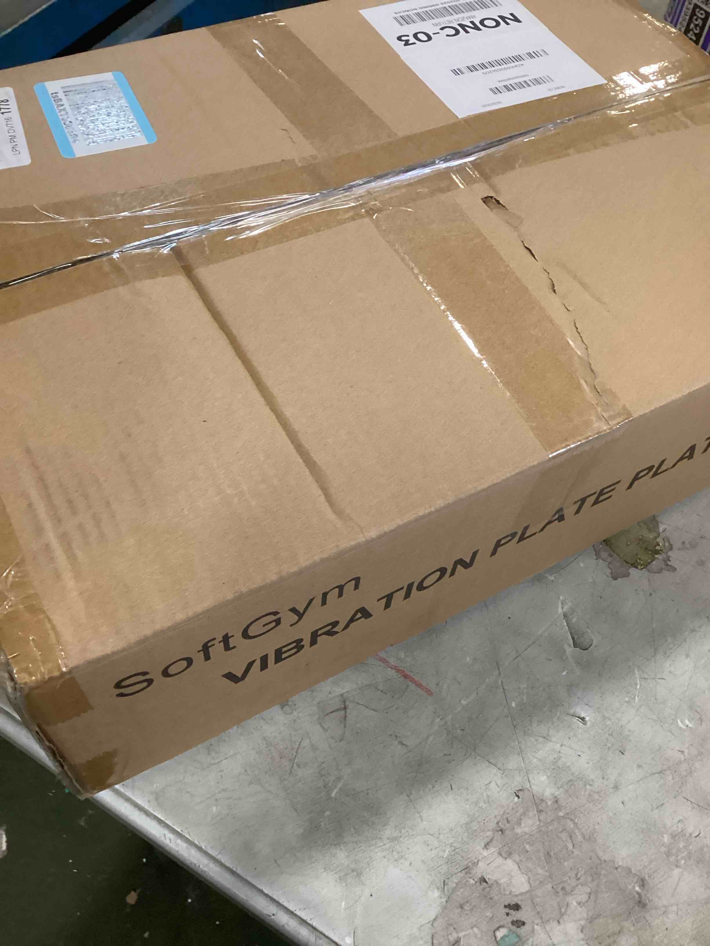 https://s3.amazonaws.com/lotting-images-prod/bidfta/TEA1427401_1743608414815.jpeg