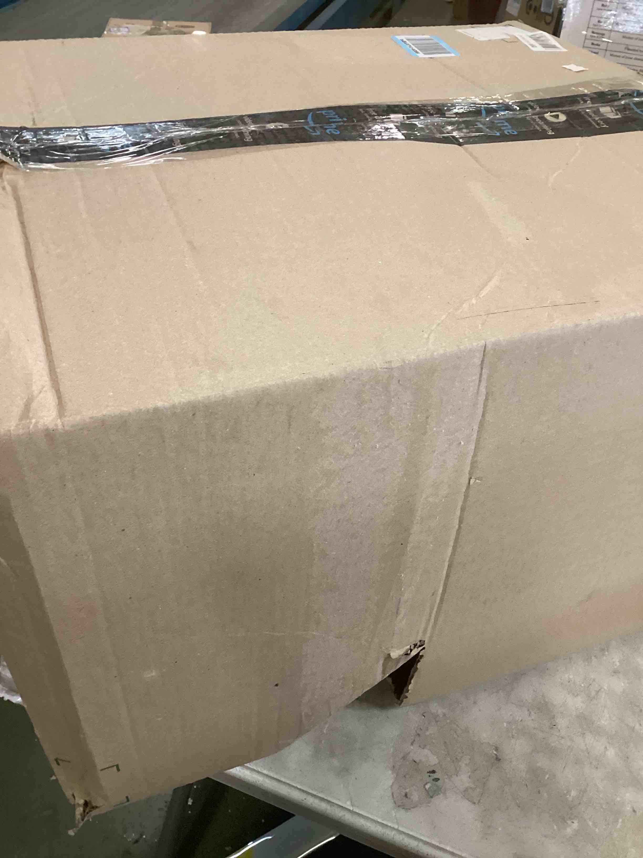 https://s3.amazonaws.com/lotting-images-prod/bidfta/TEA1427430_1743610376453.jpeg