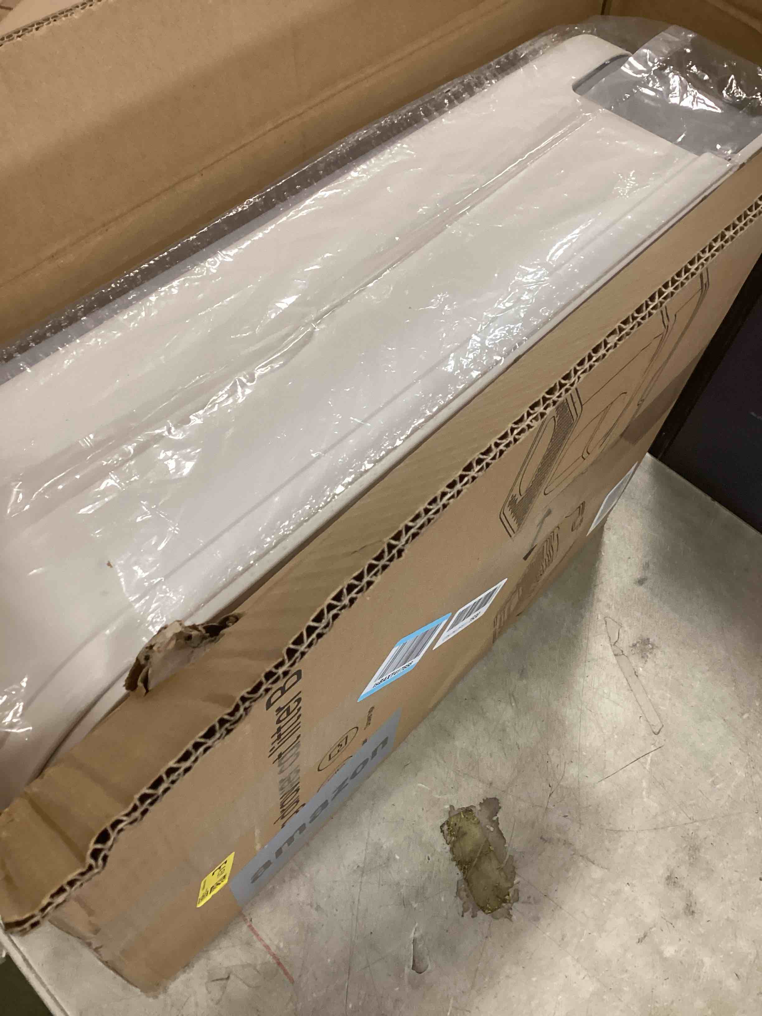 https://s3.amazonaws.com/lotting-images-prod/bidfta/TEA1427484_1743618180371.jpeg