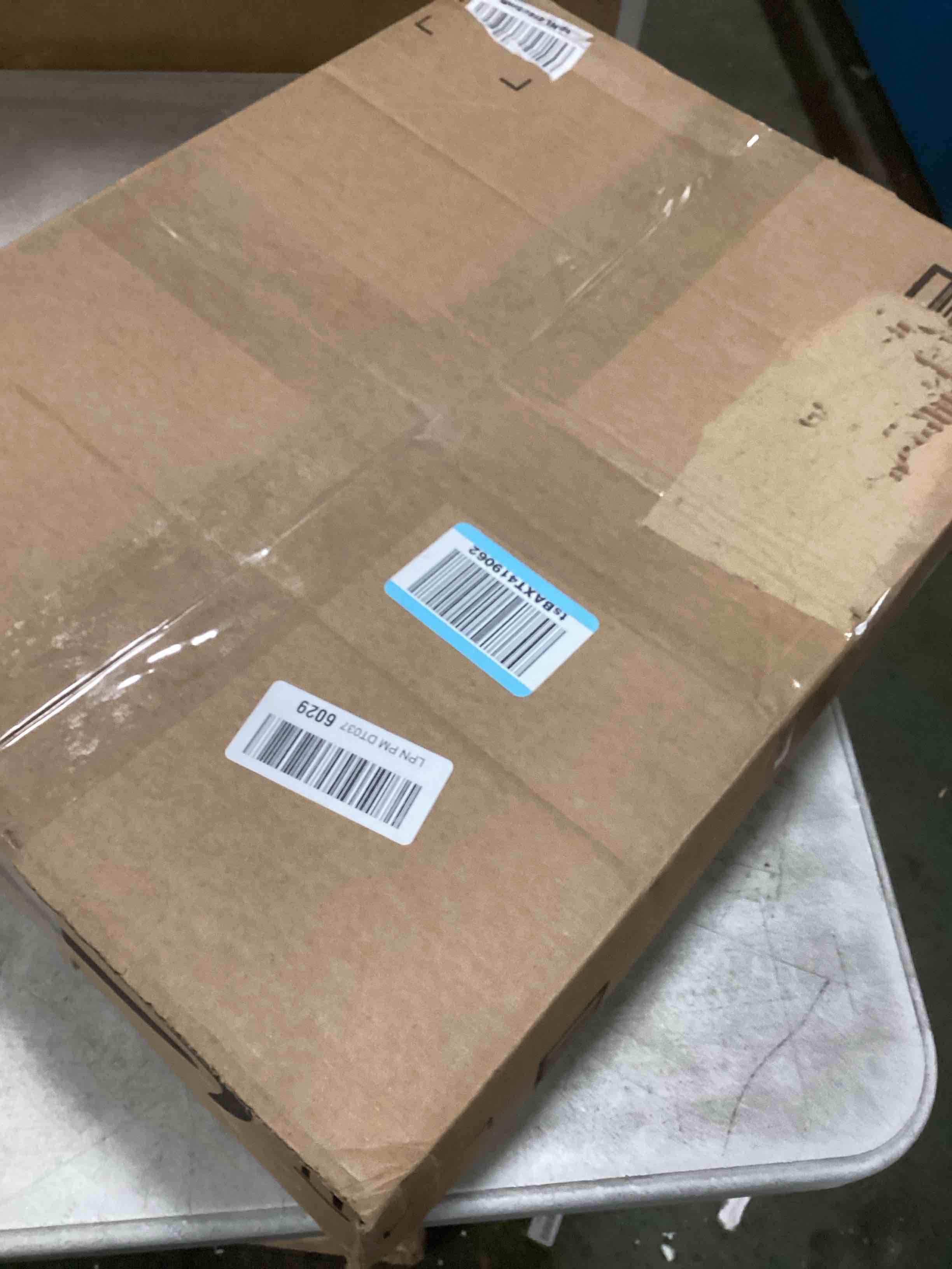 https://s3.amazonaws.com/lotting-images-prod/bidfta/TEA1427559_1743683725669.jpeg