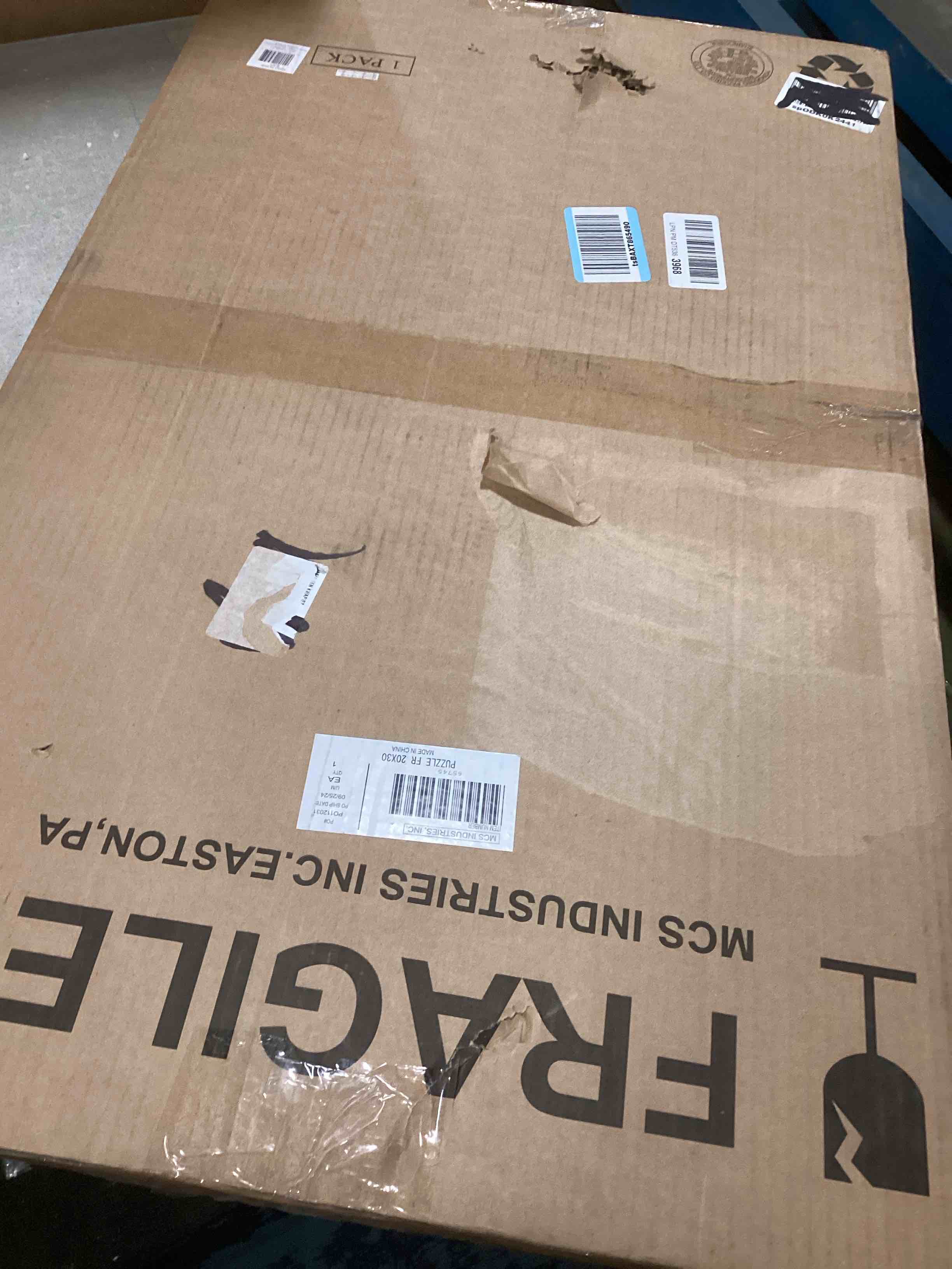 https://s3.amazonaws.com/lotting-images-prod/bidfta/TEA1427736_1743703086019.jpeg