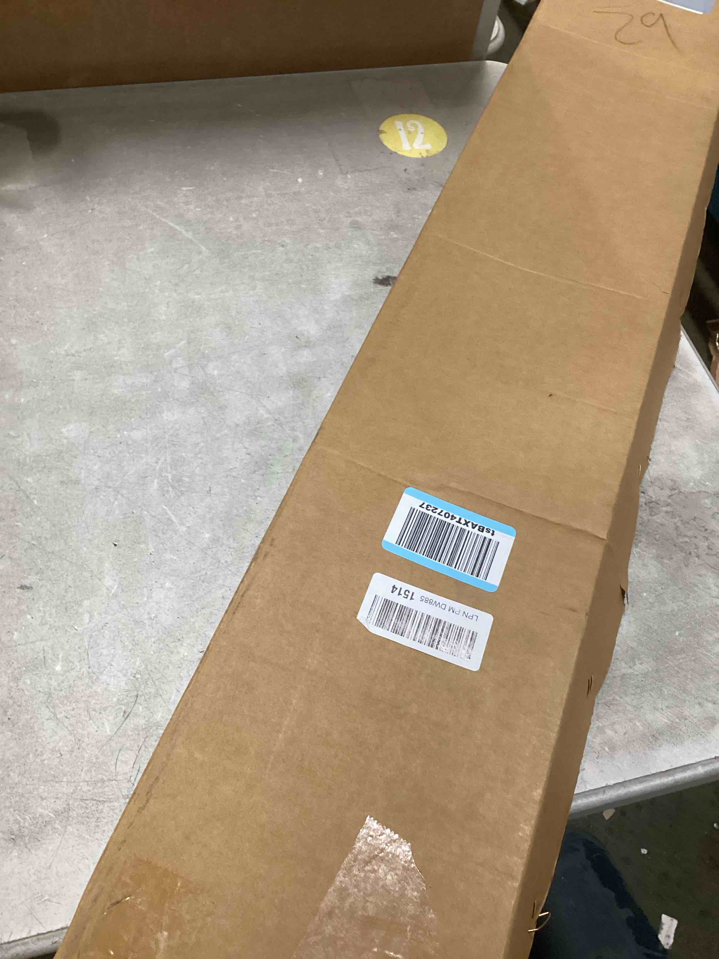 https://s3.amazonaws.com/lotting-images-prod/bidfta/TEA1427747_1743704061586.jpeg