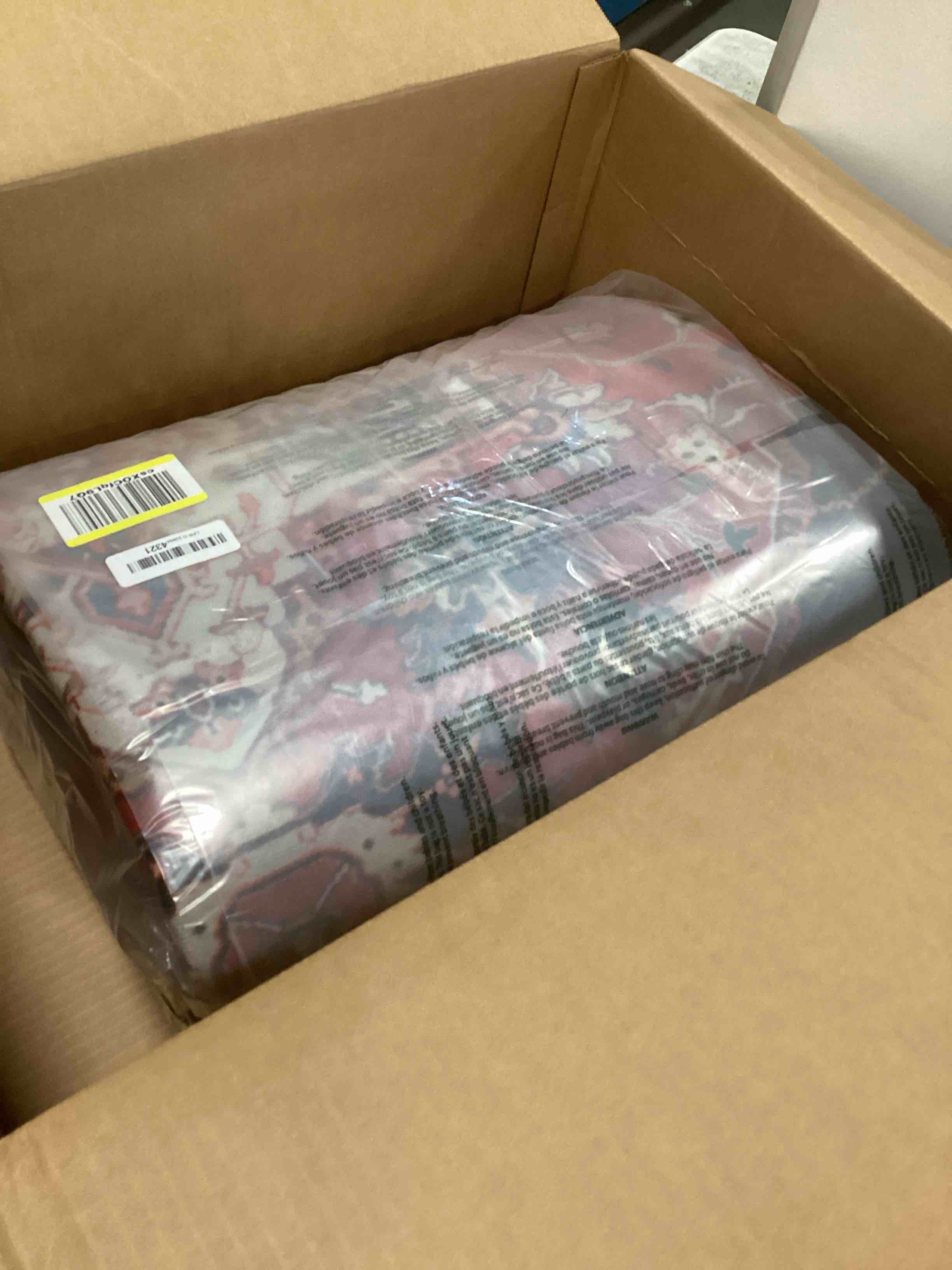https://s3.amazonaws.com/lotting-images-prod/bidfta/TEA1428715_1744632502967.jpeg