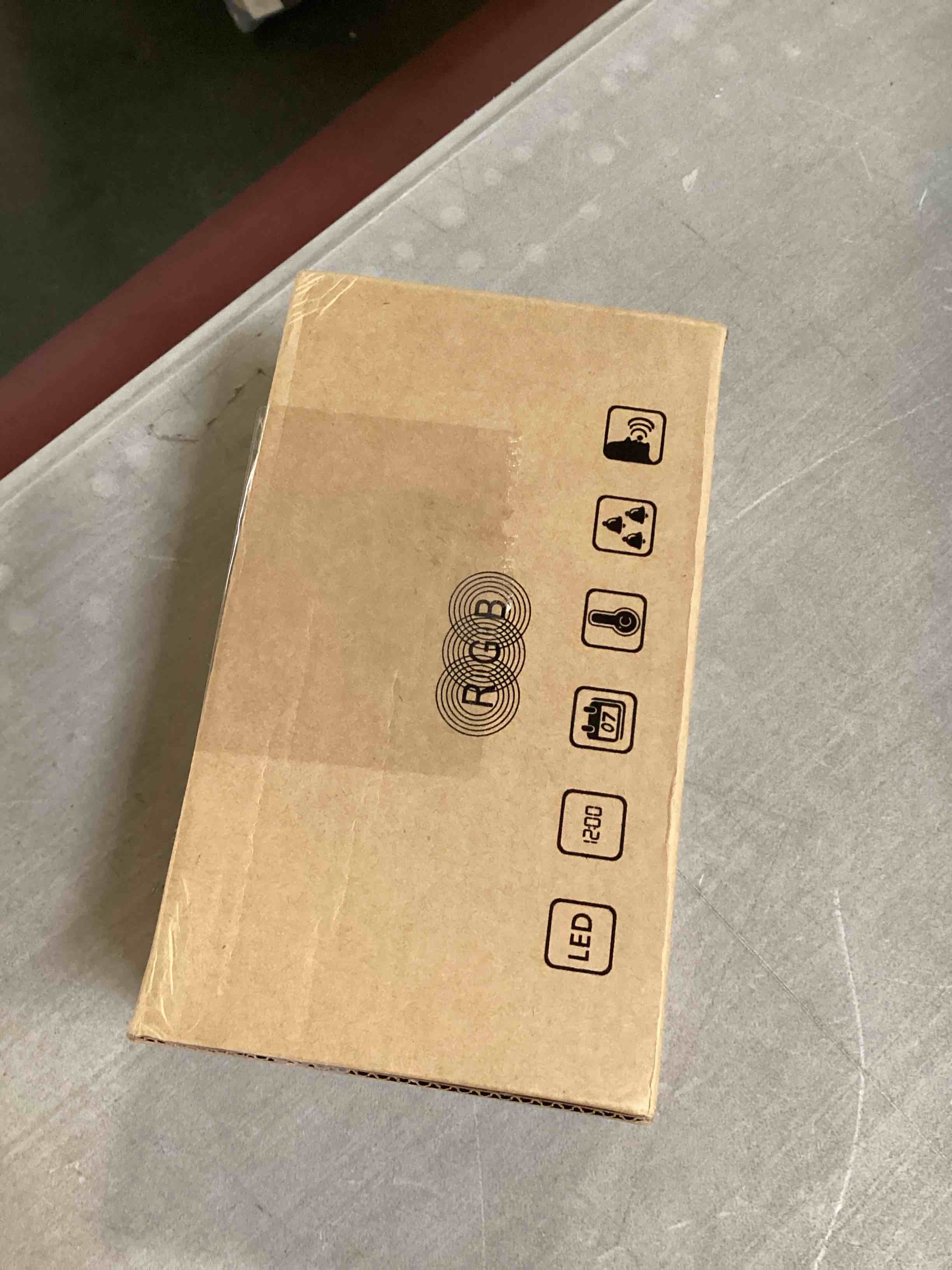 https://s3.amazonaws.com/lotting-images-prod/bidfta/TEA1431826_1744909163734.jpeg