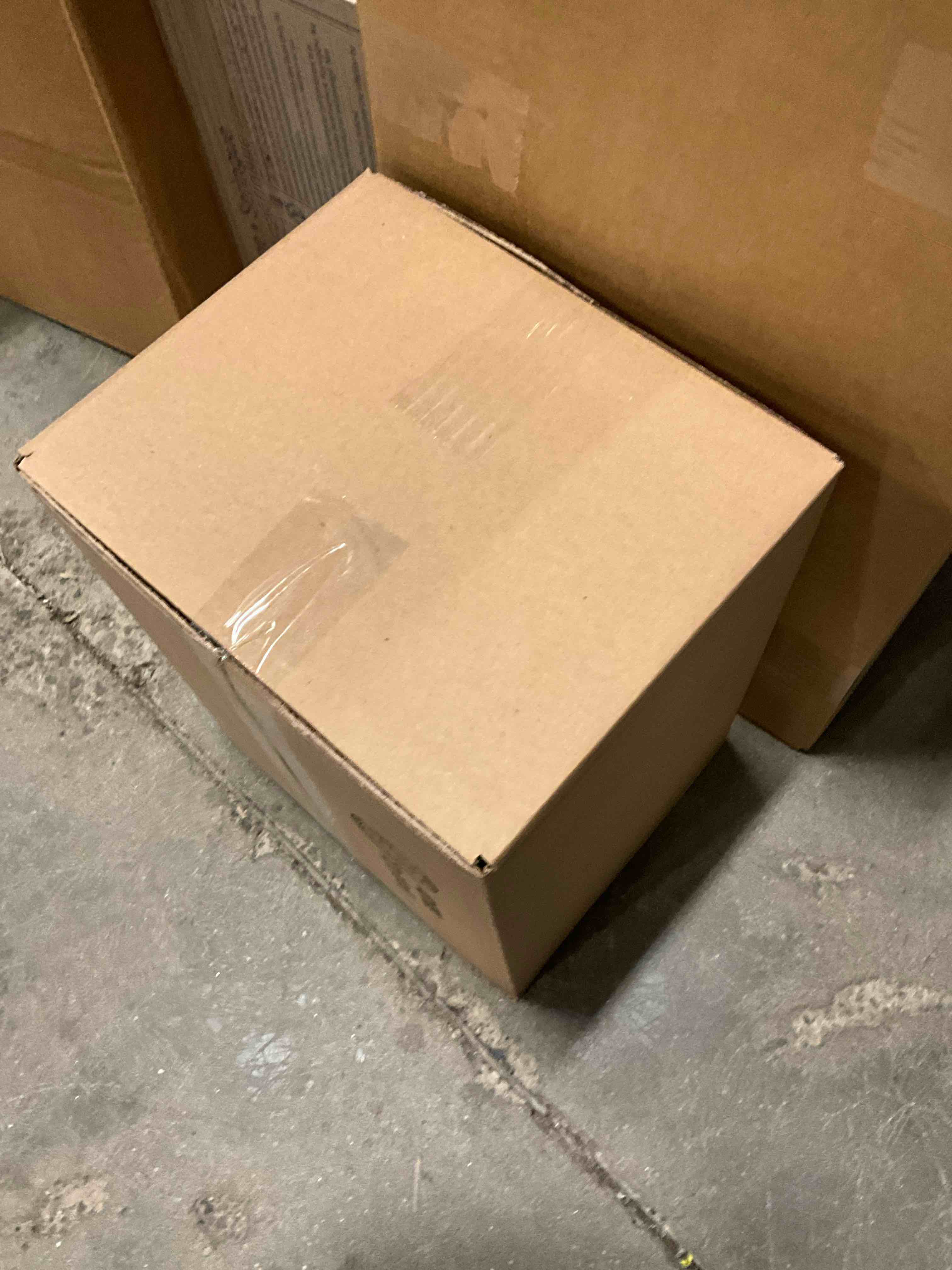 https://s3.amazonaws.com/lotting-images-prod/bidfta/TEA1433915_1741111666713.jpeg