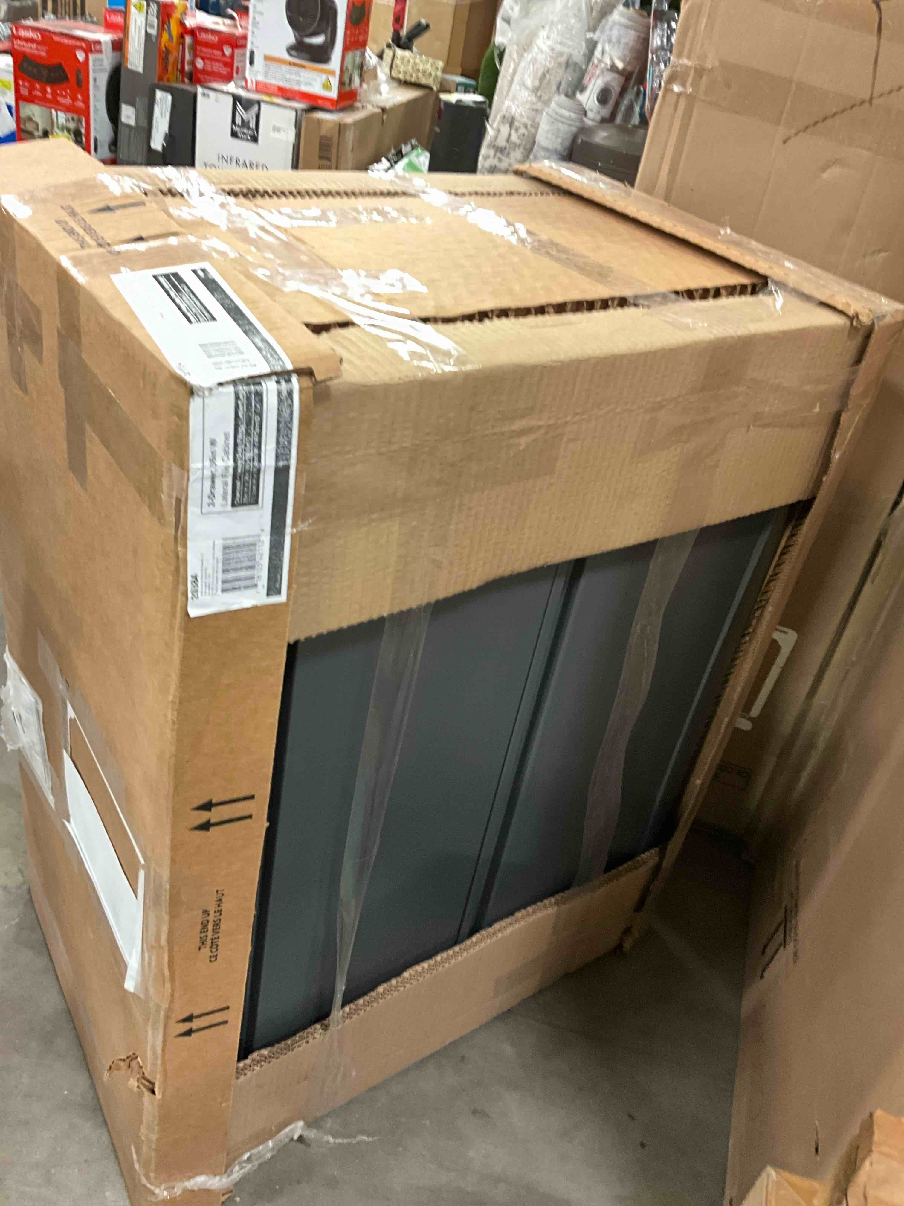 https://s3.amazonaws.com/lotting-images-prod/bidfta/TEA1434256_1741277736758.jpeg