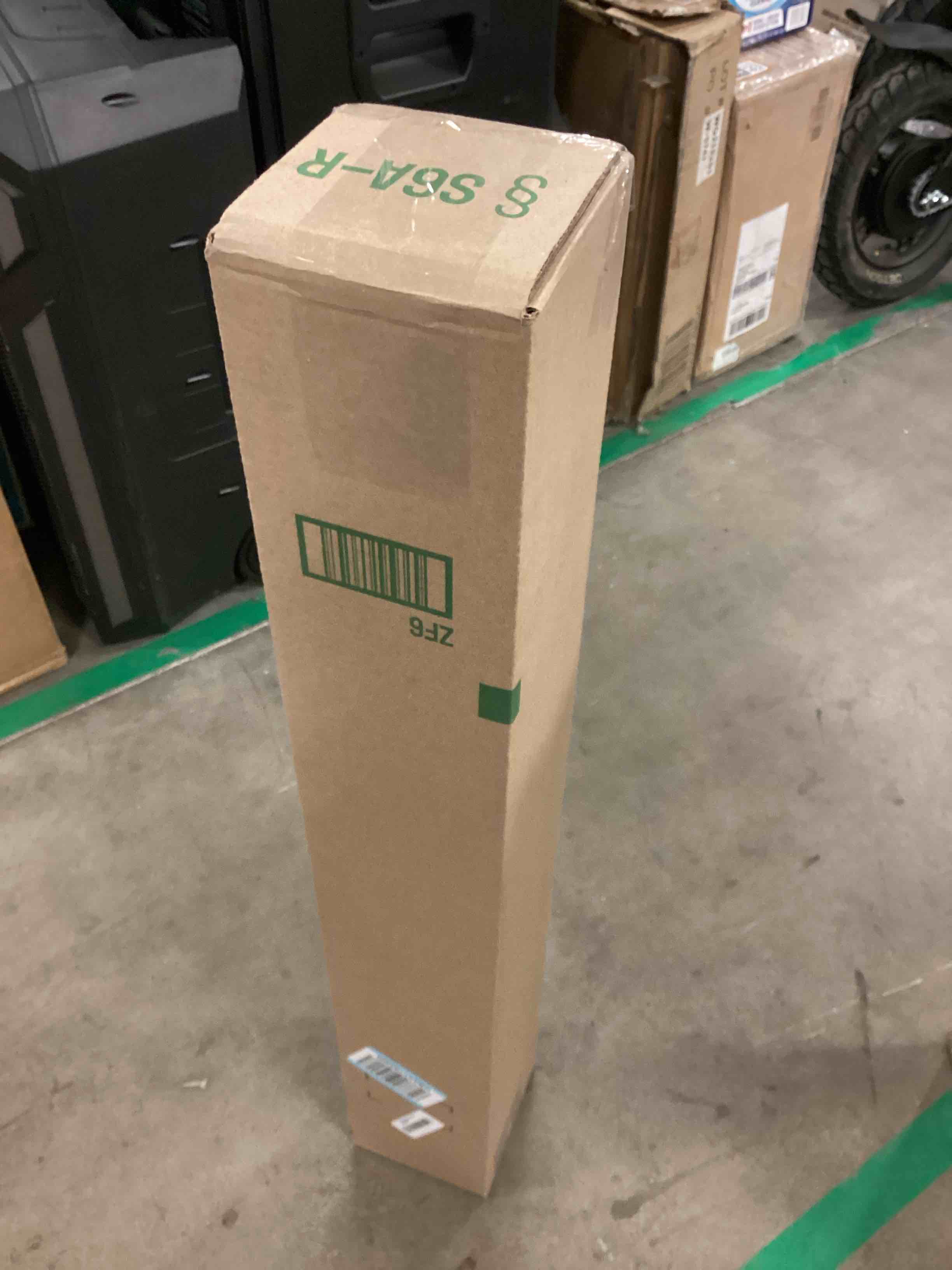 https://s3.amazonaws.com/lotting-images-prod/bidfta/TEA1434765_1741889148707.jpeg