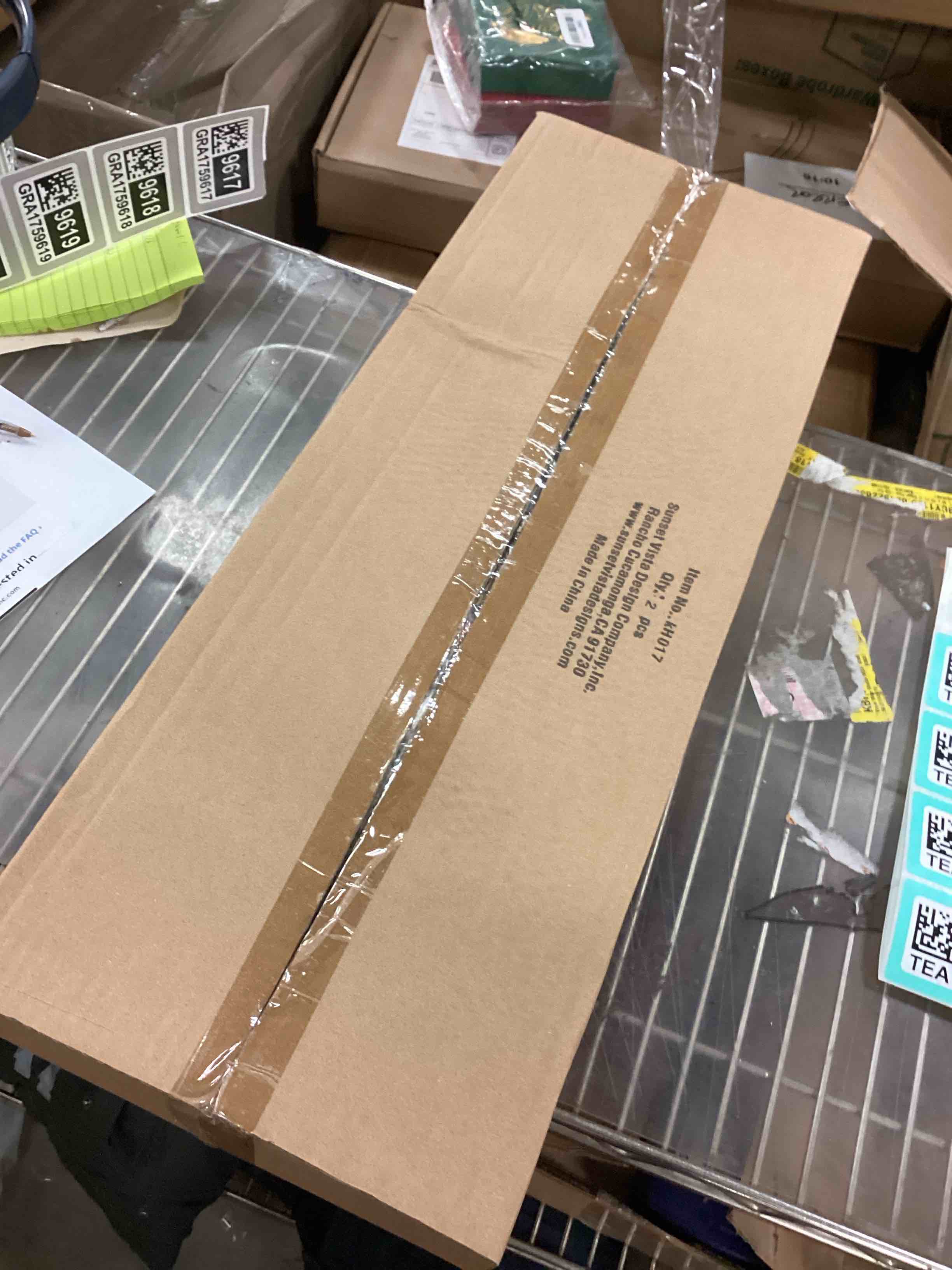 https://s3.amazonaws.com/lotting-images-prod/bidfta/TEA1435501_1738076602529.jpeg