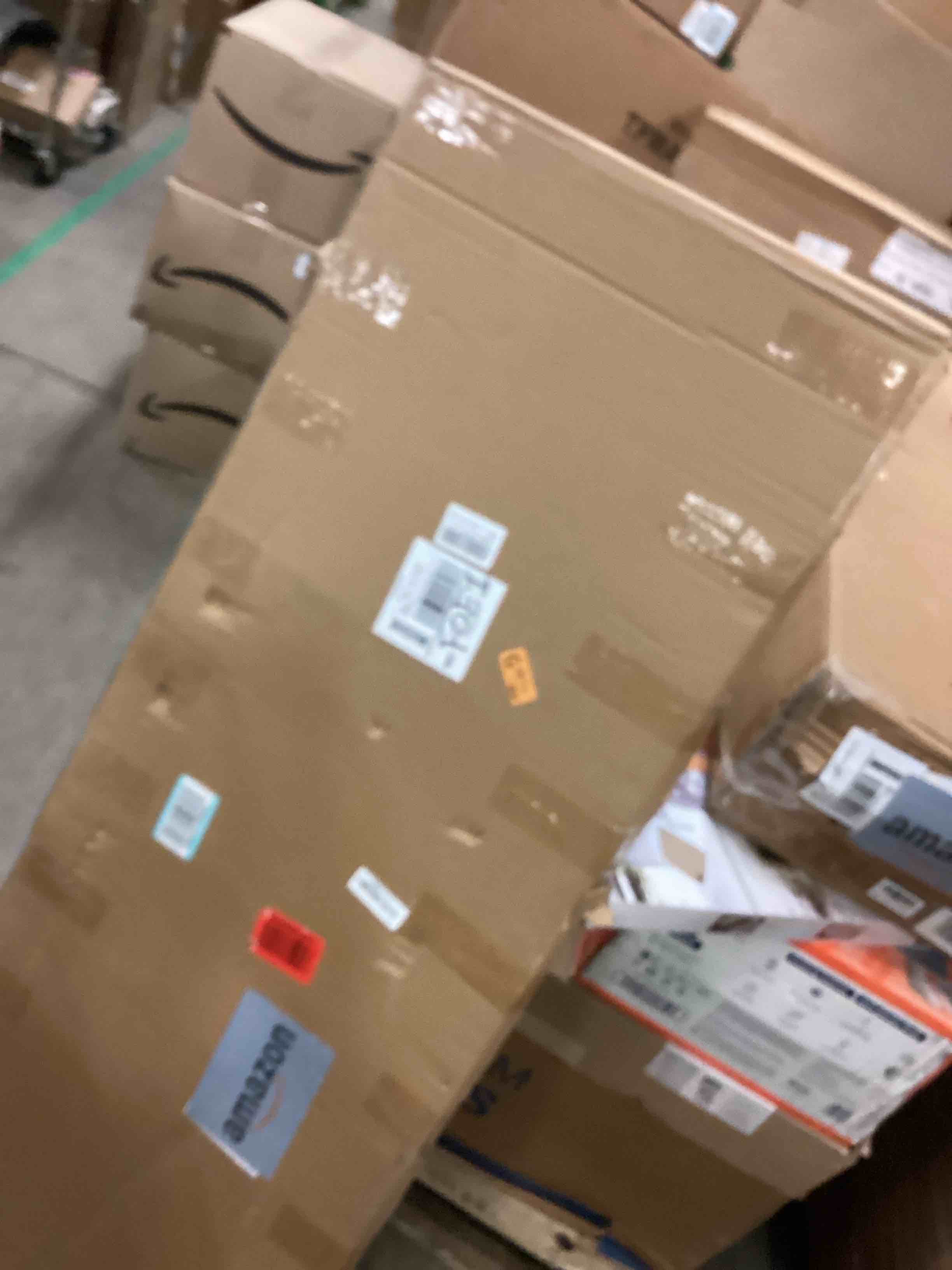 https://s3.amazonaws.com/lotting-images-prod/bidfta/TEA1436053_1738686385996.jpeg