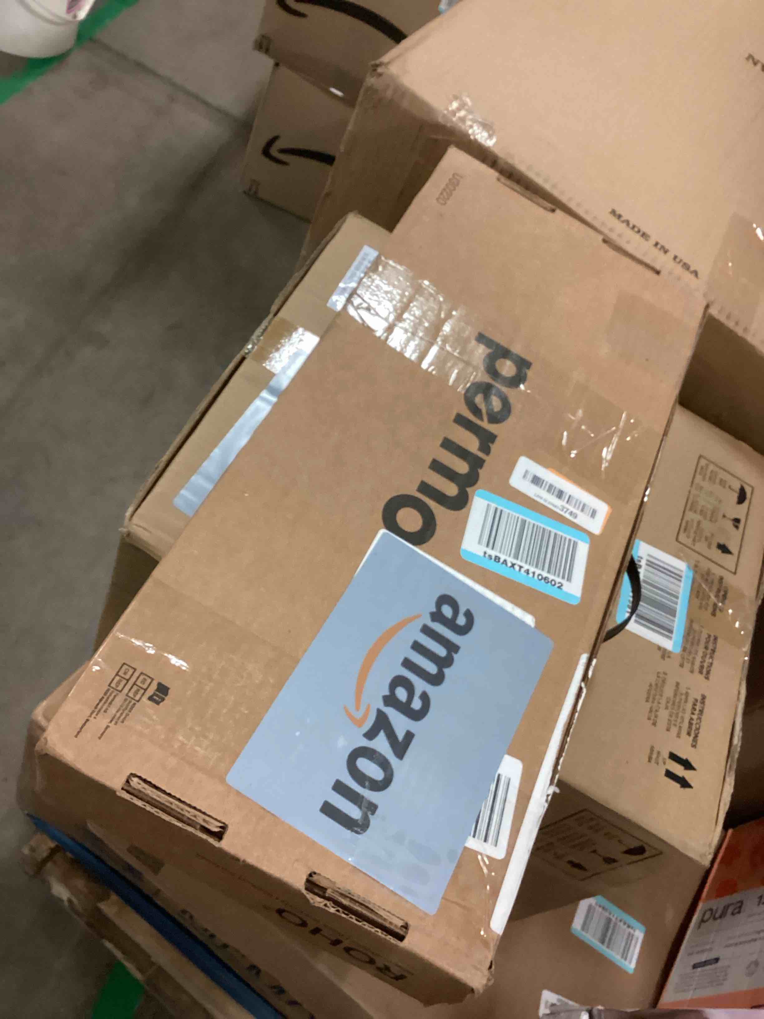 https://s3.amazonaws.com/lotting-images-prod/bidfta/TEA1436054_1738686410239.jpeg