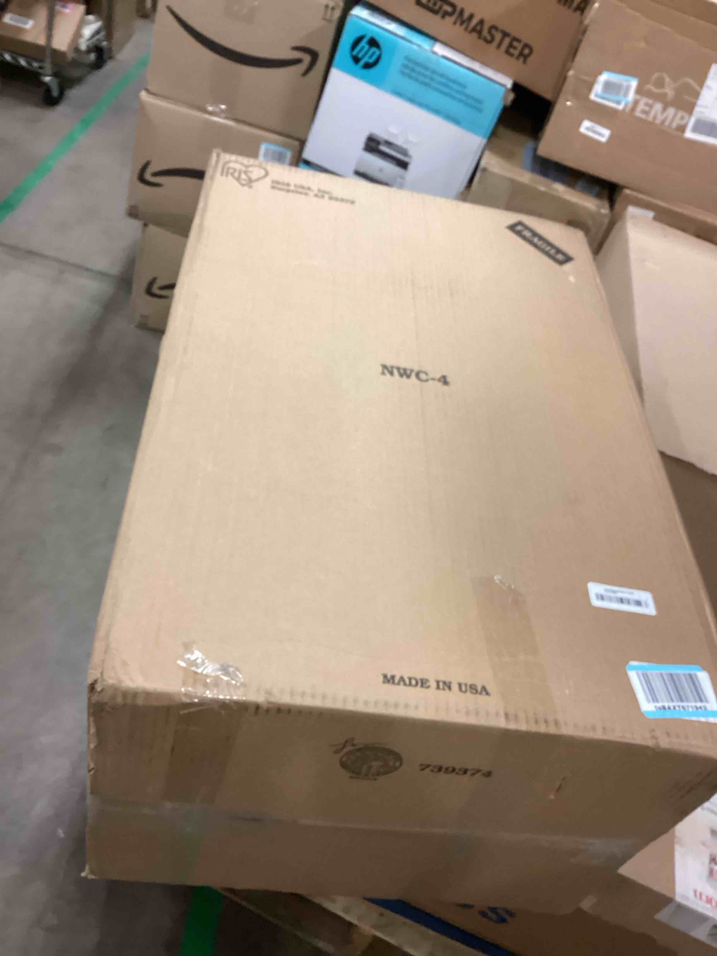 https://s3.amazonaws.com/lotting-images-prod/bidfta/TEA1436060_1738686590953.jpeg