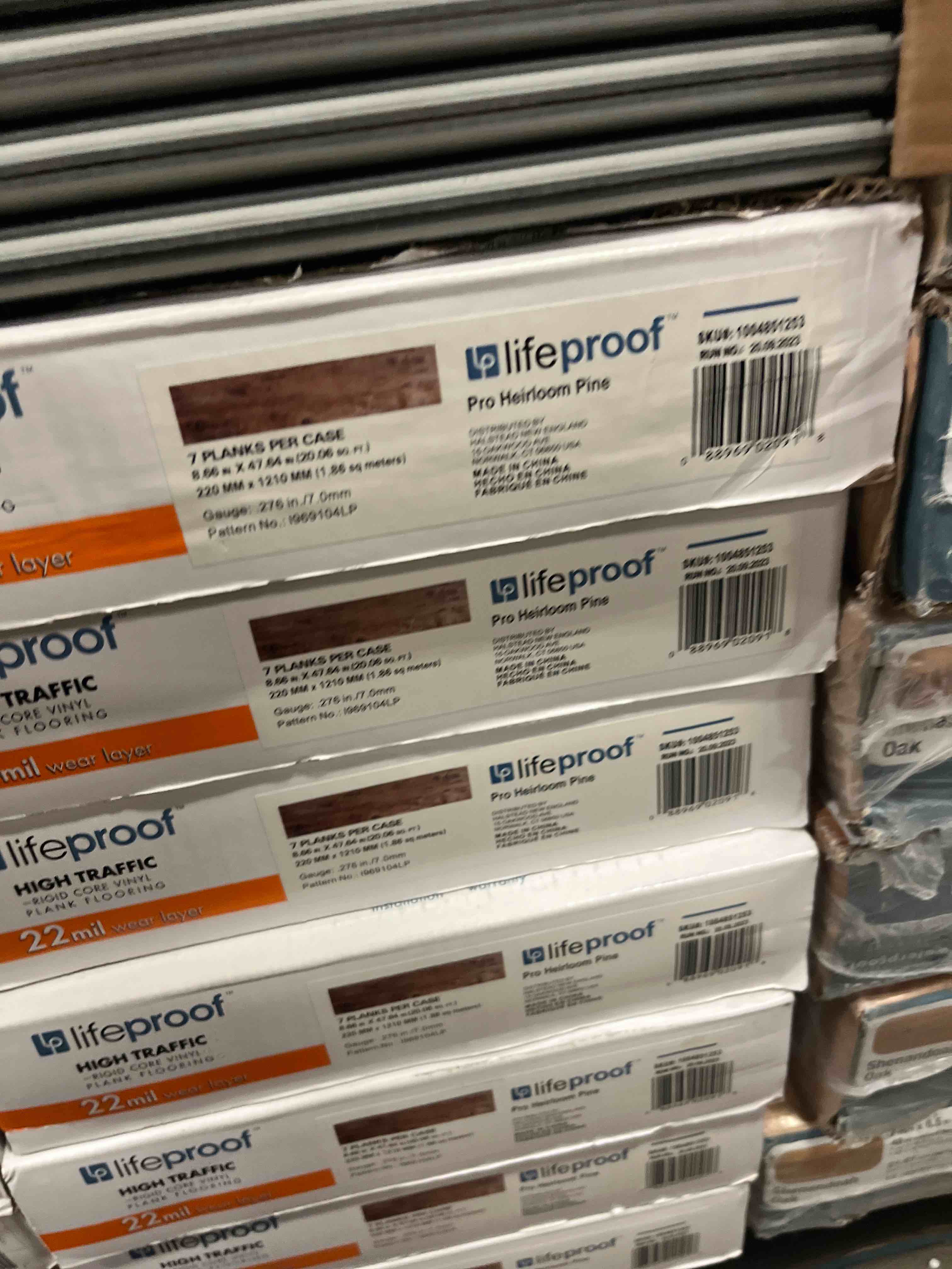 https://s3.amazonaws.com/lotting-images-prod/bidfta/TEA1437349_1740163219696.jpeg