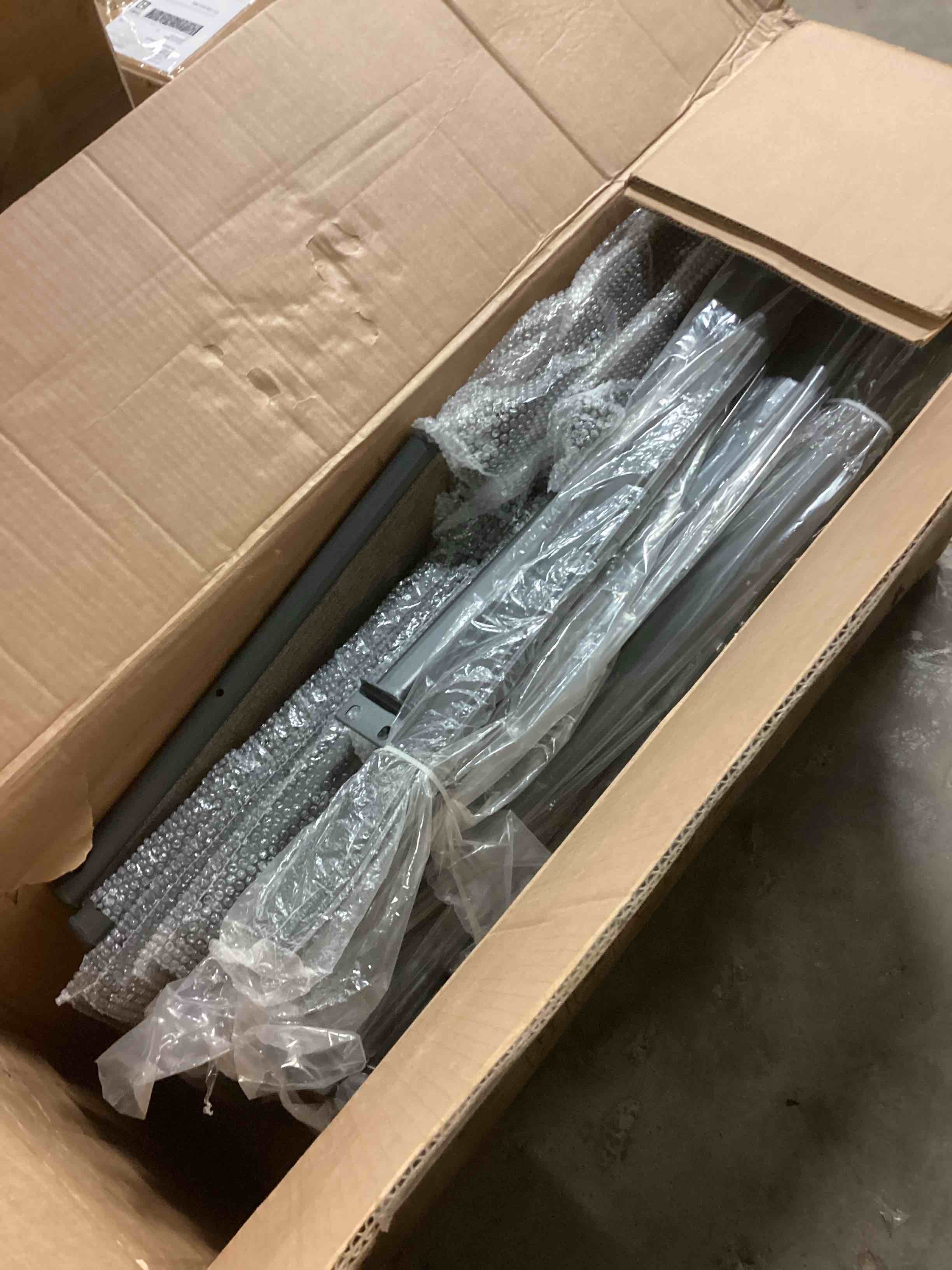https://s3.amazonaws.com/lotting-images-prod/bidfta/TEA1439650_1744990687556.jpeg
