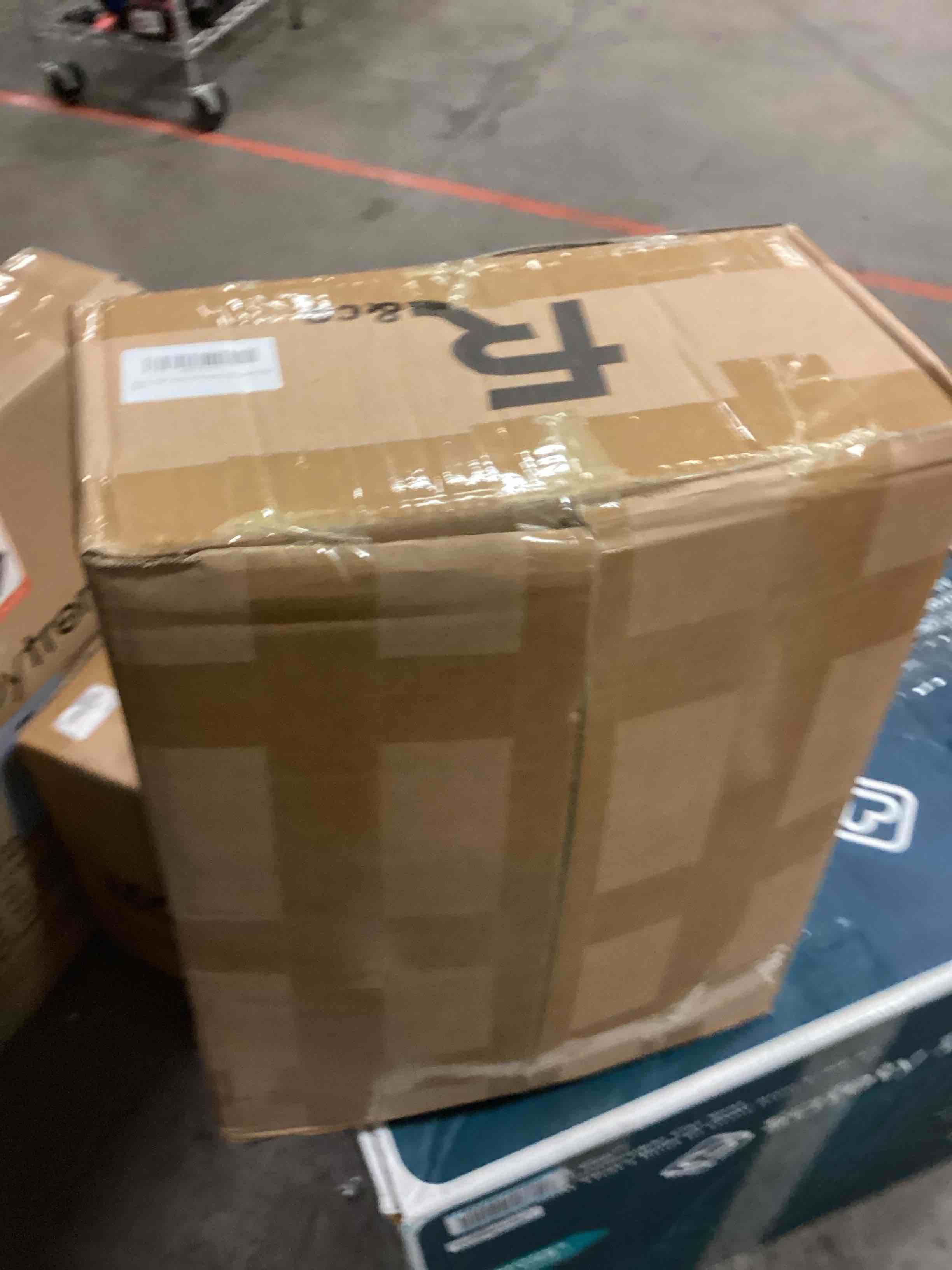 https://s3.amazonaws.com/lotting-images-prod/bidfta/TEA1439829_1746455393635.jpeg