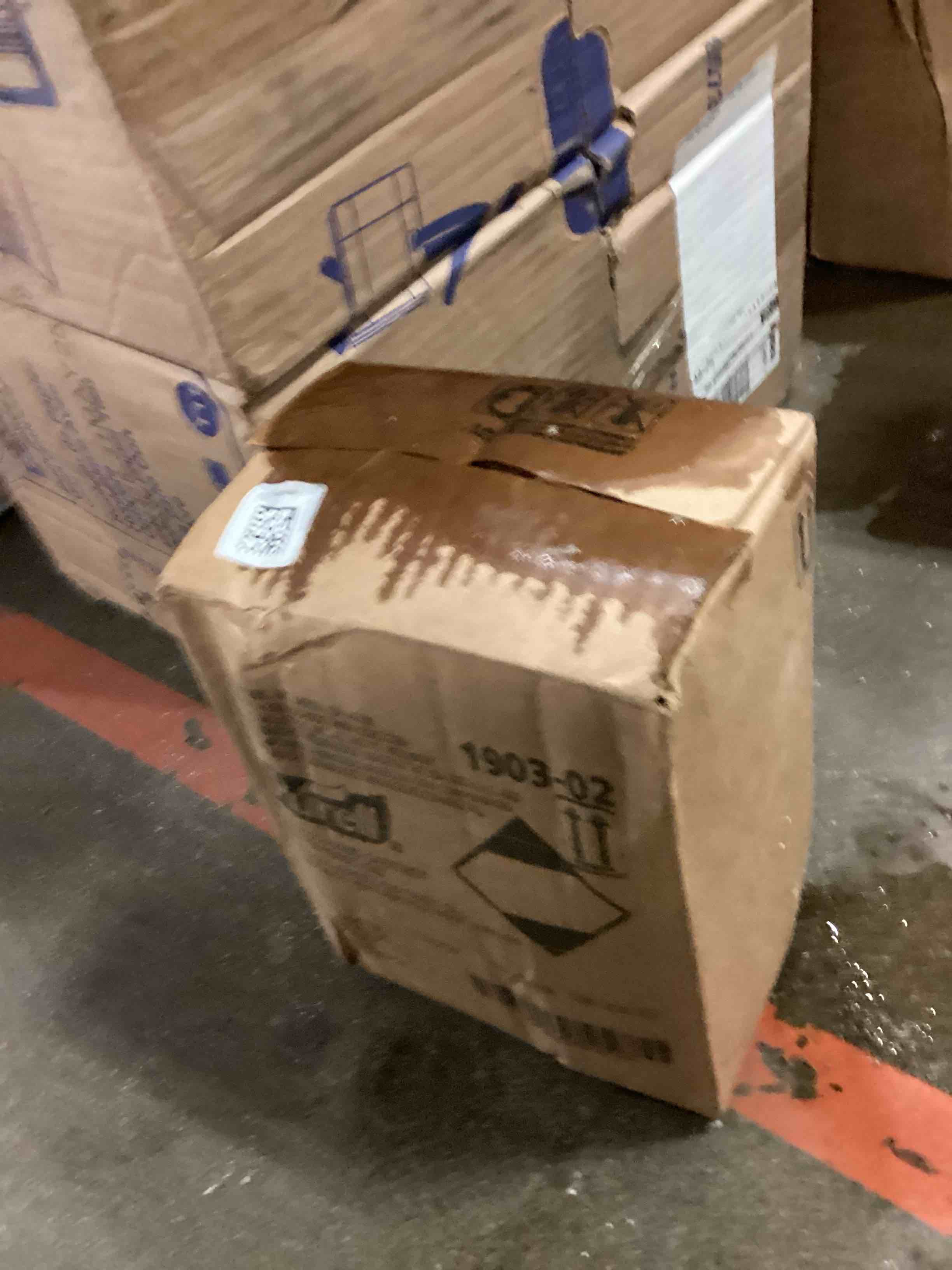 https://s3.amazonaws.com/lotting-images-prod/bidfta/TEA1450561_1757093469054.jpeg