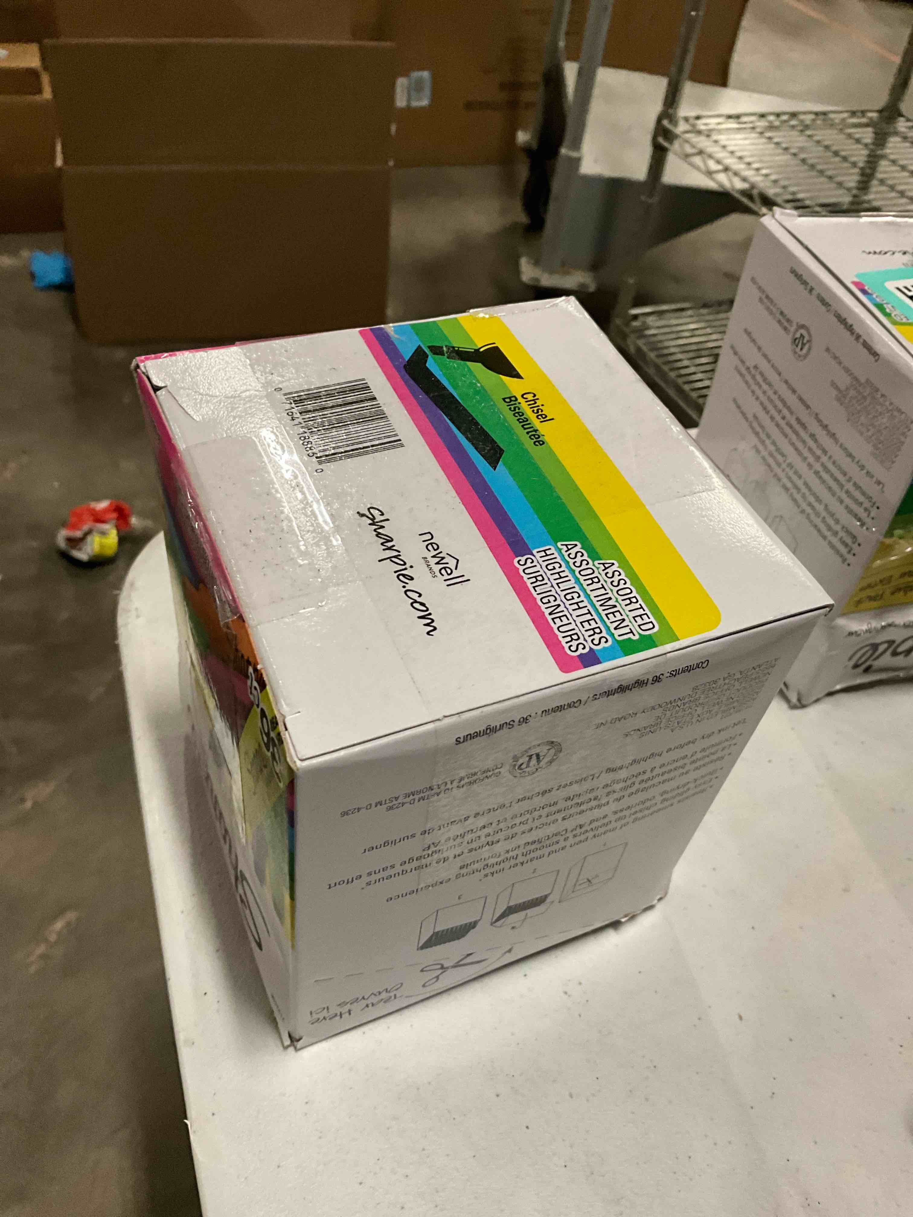 https://s3.amazonaws.com/lotting-images-prod/bidfta/TEA1454040_1745942079609.jpeg