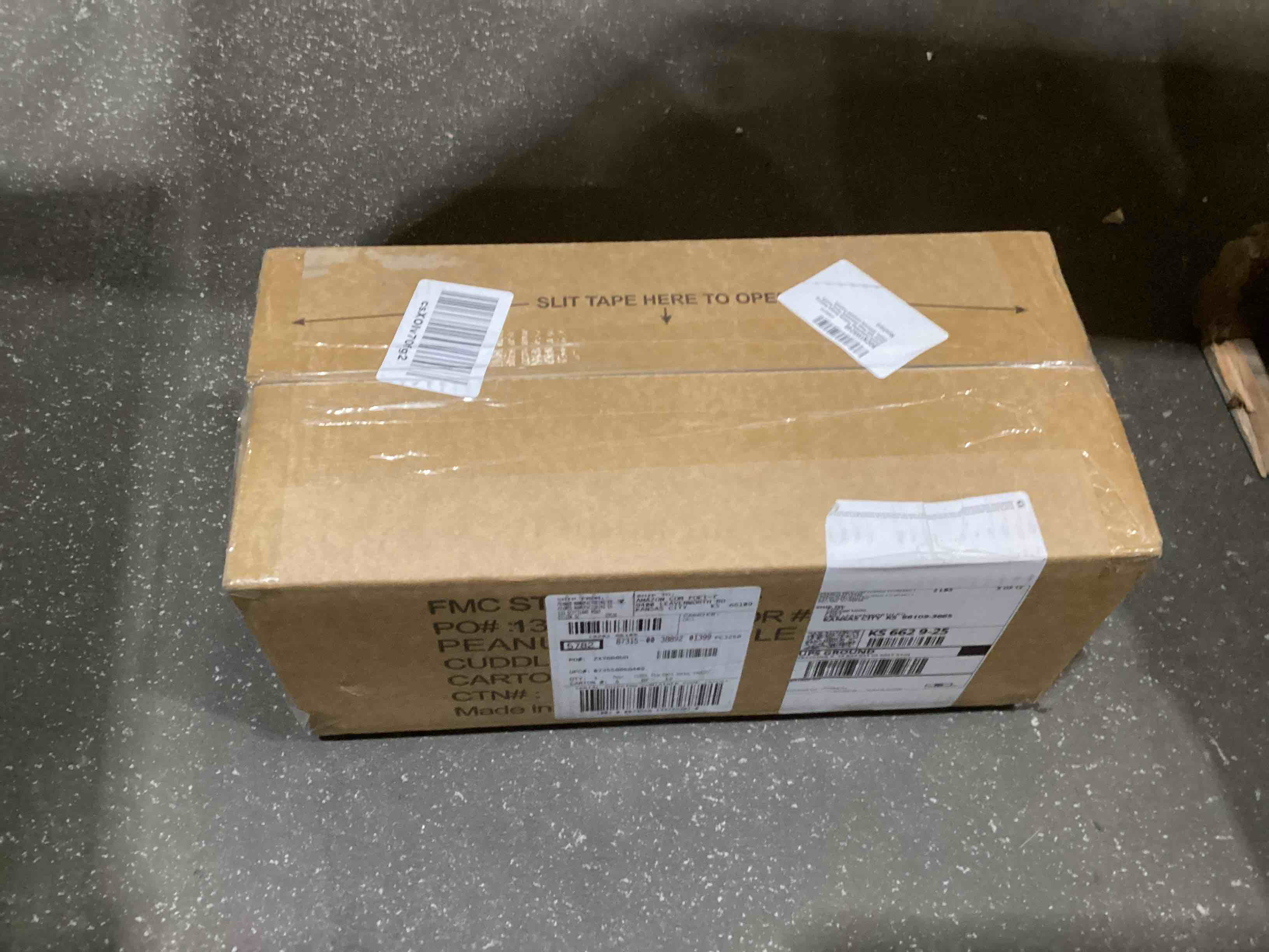 https://s3.amazonaws.com/lotting-images-prod/bidfta/TEA1459767_1741370164154.jpeg