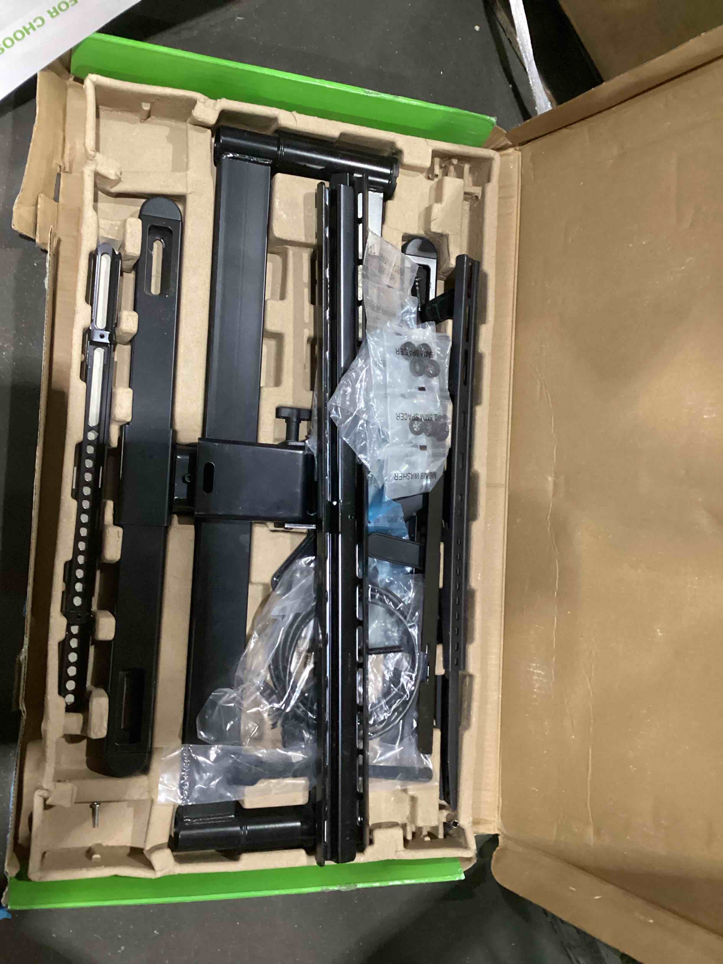 https://s3.amazonaws.com/lotting-images-prod/bidfta/TEA1460460_1741876026313.jpeg