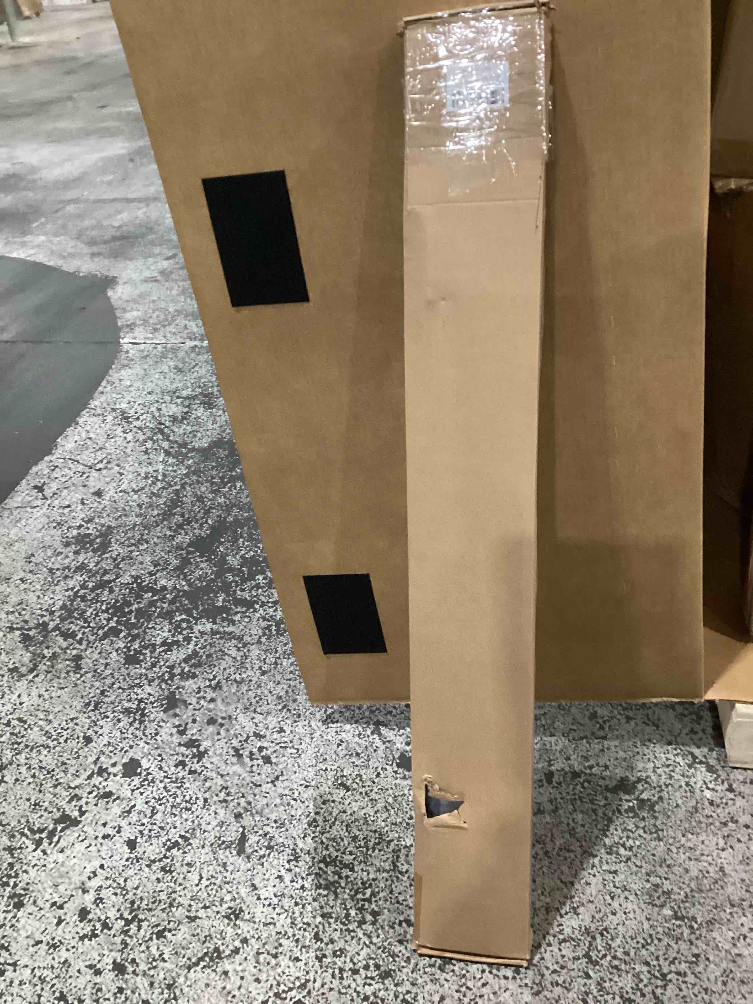 https://s3.amazonaws.com/lotting-images-prod/bidfta/TEA1462522_1743782291263.jpeg