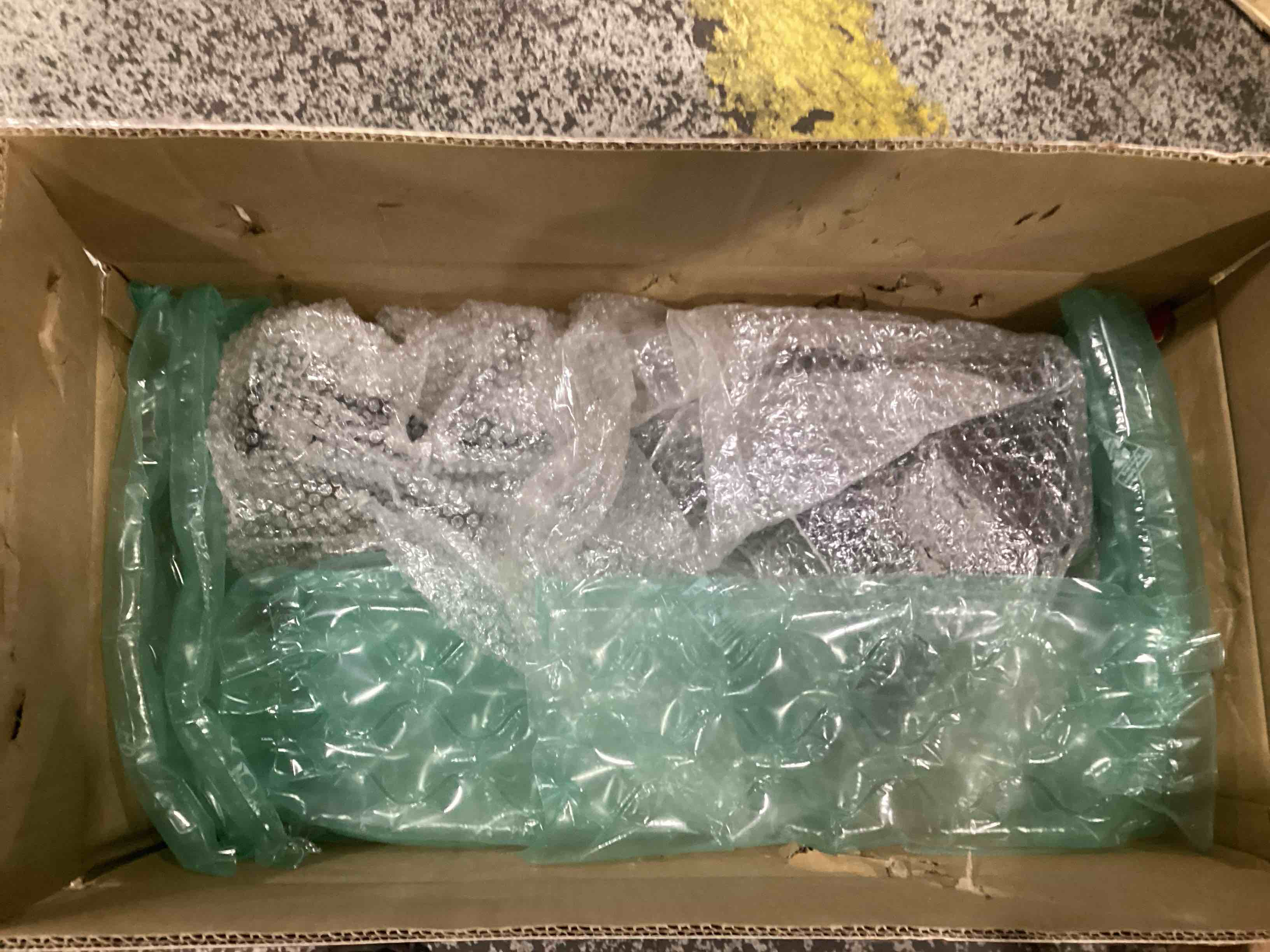 https://s3.amazonaws.com/lotting-images-prod/bidfta/TEA1462829_1744124721443.jpeg