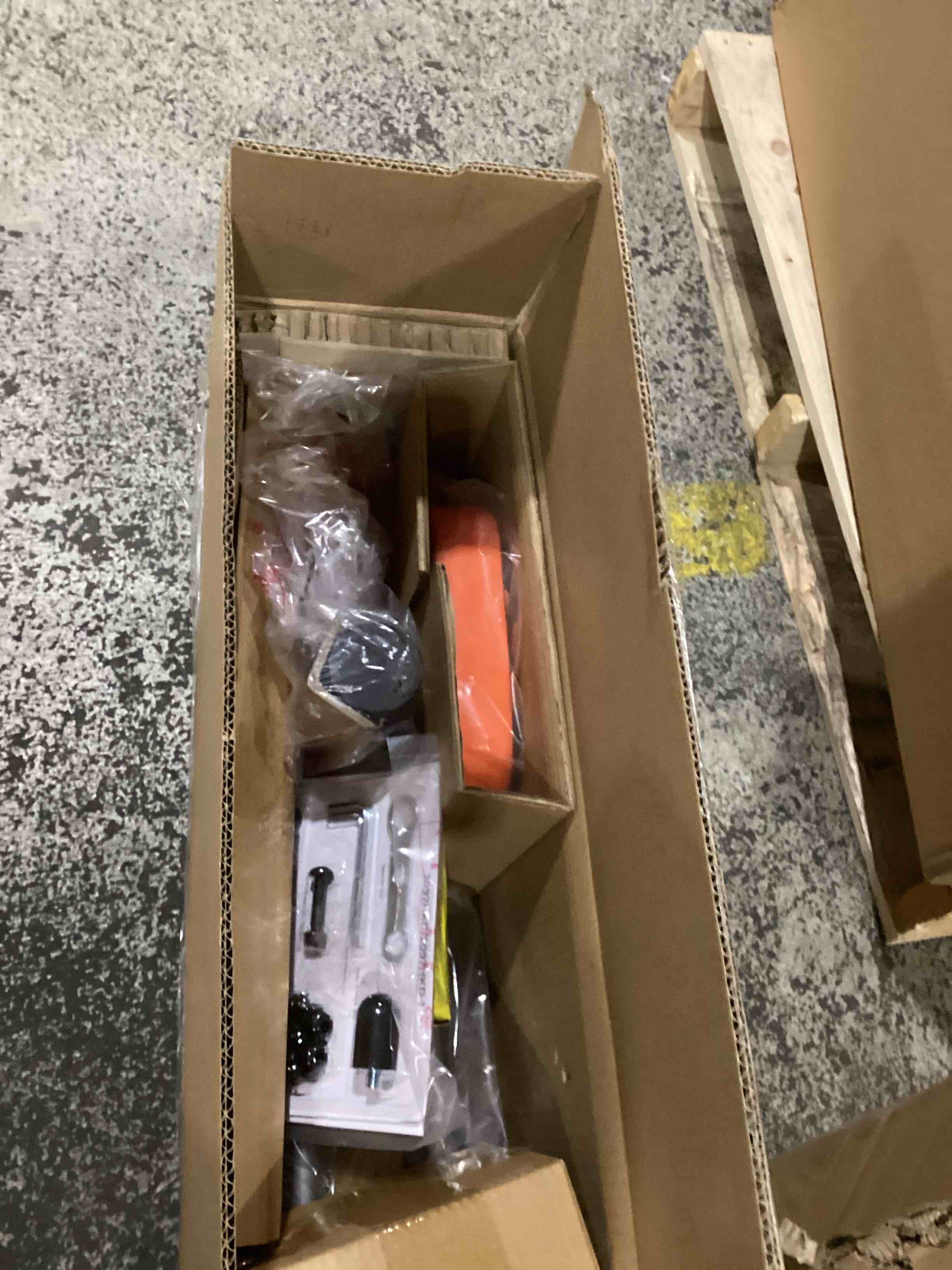 https://s3.amazonaws.com/lotting-images-prod/bidfta/TEA1463075_1744289407029.jpeg