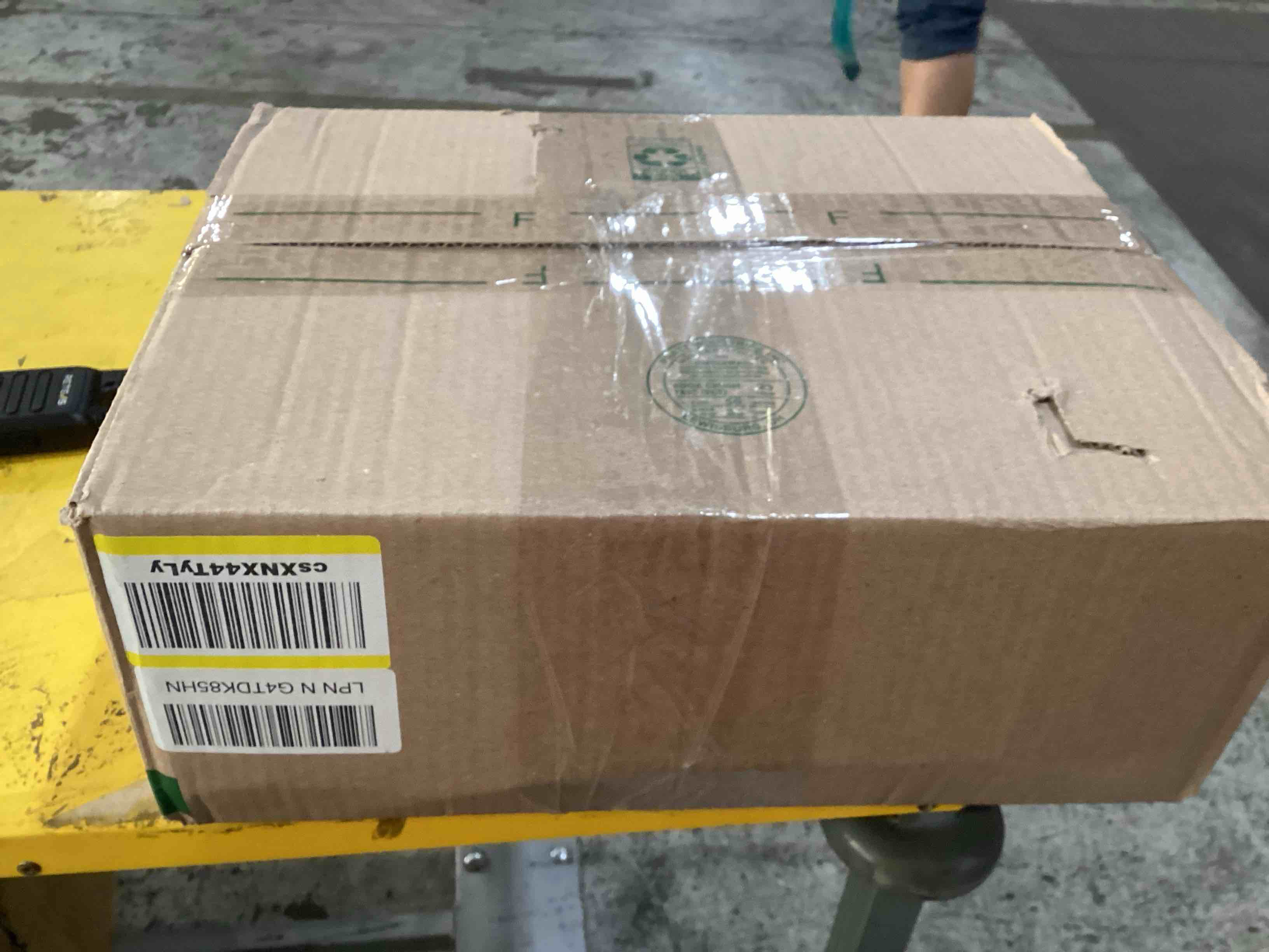 https://s3.amazonaws.com/lotting-images-prod/bidfta/TEA1464764_1744931670334.jpeg